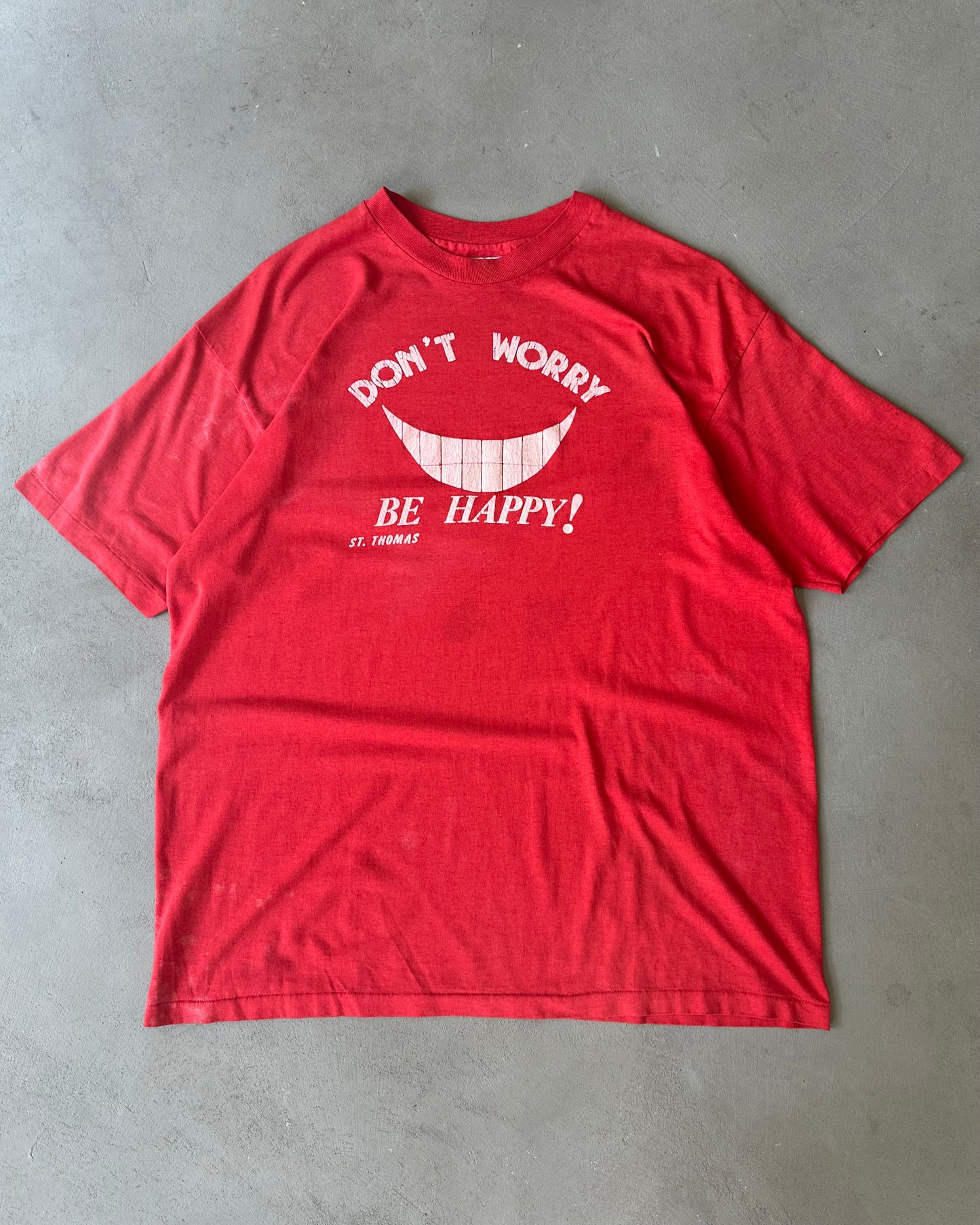 1990s - Distressed Red "Don't Worry Be Happy" T-Shirt - XL