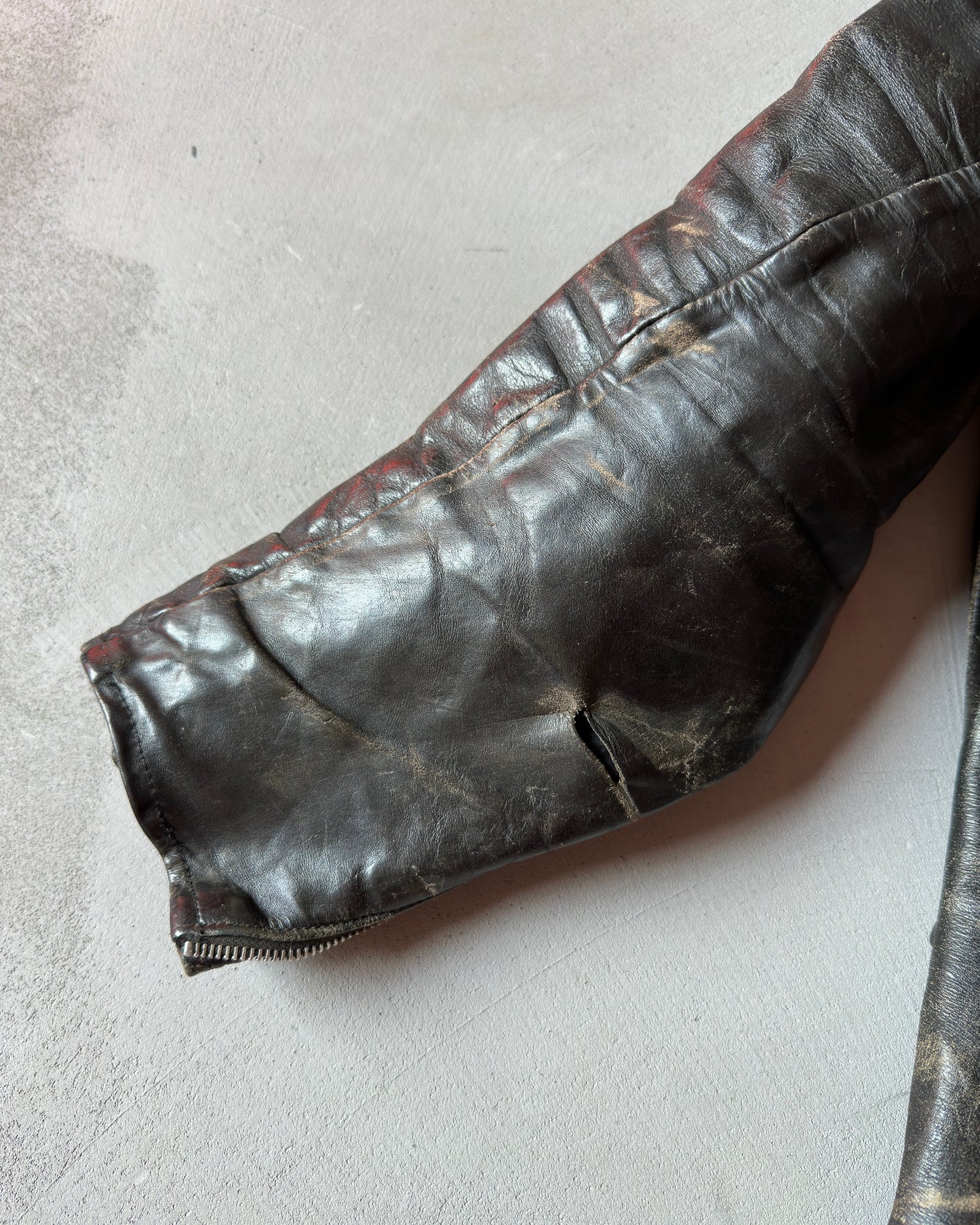1970s - Distressed Black HD Motorcycle Leather Jacket - 40