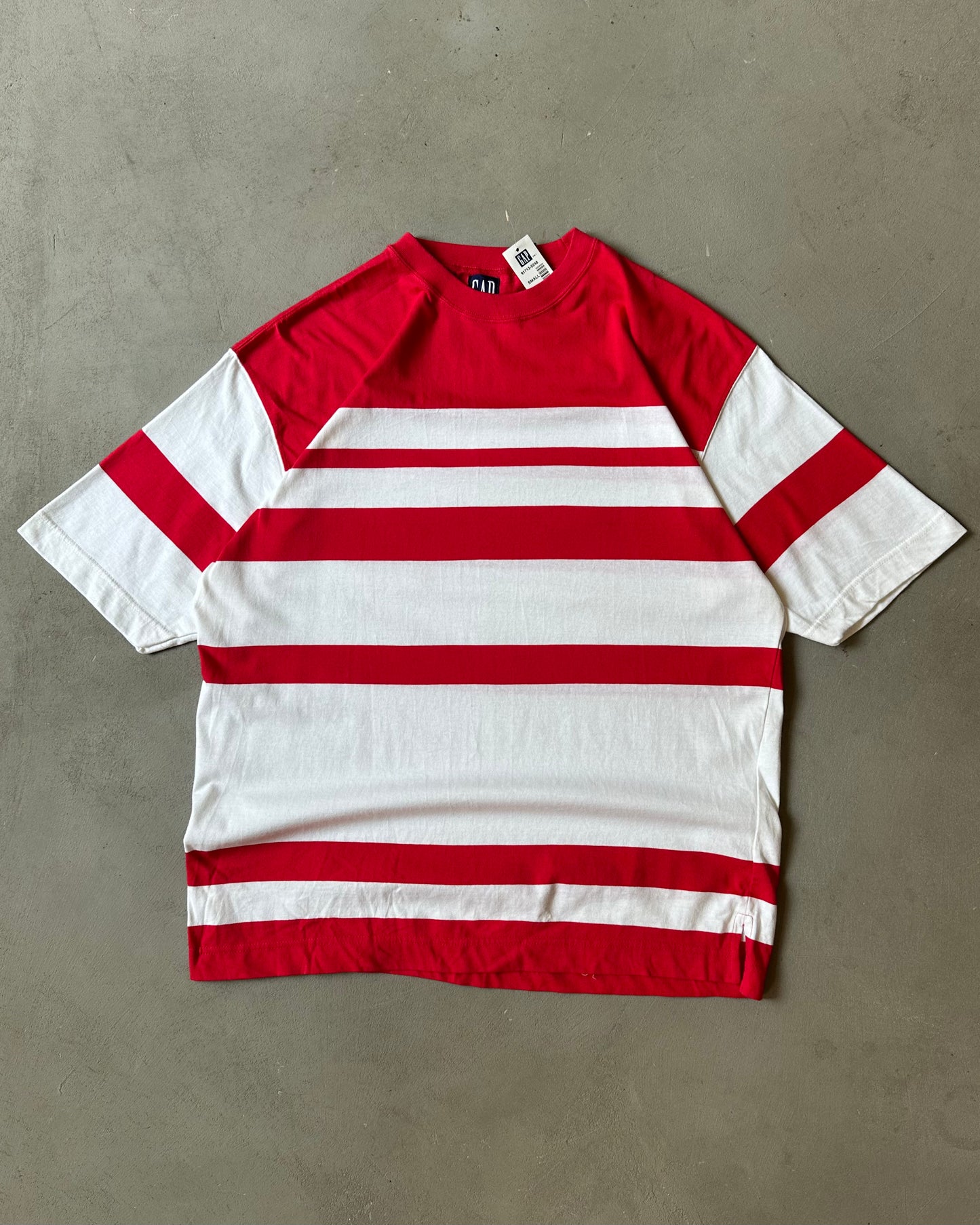 1990s - DSWT Red/White GAP Striped T-Shirt - M