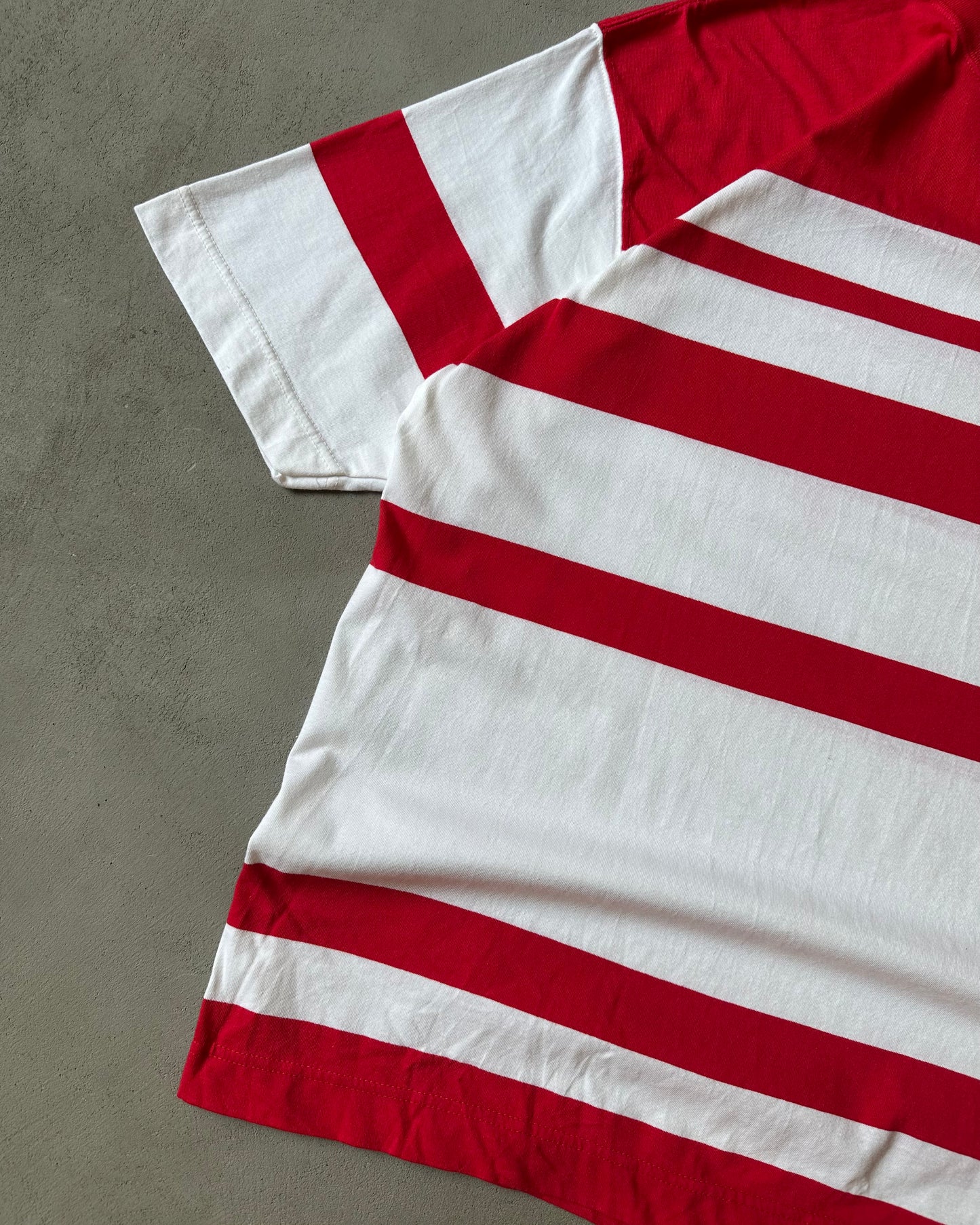1990s - DSWT Red/White GAP Striped T-Shirt - M