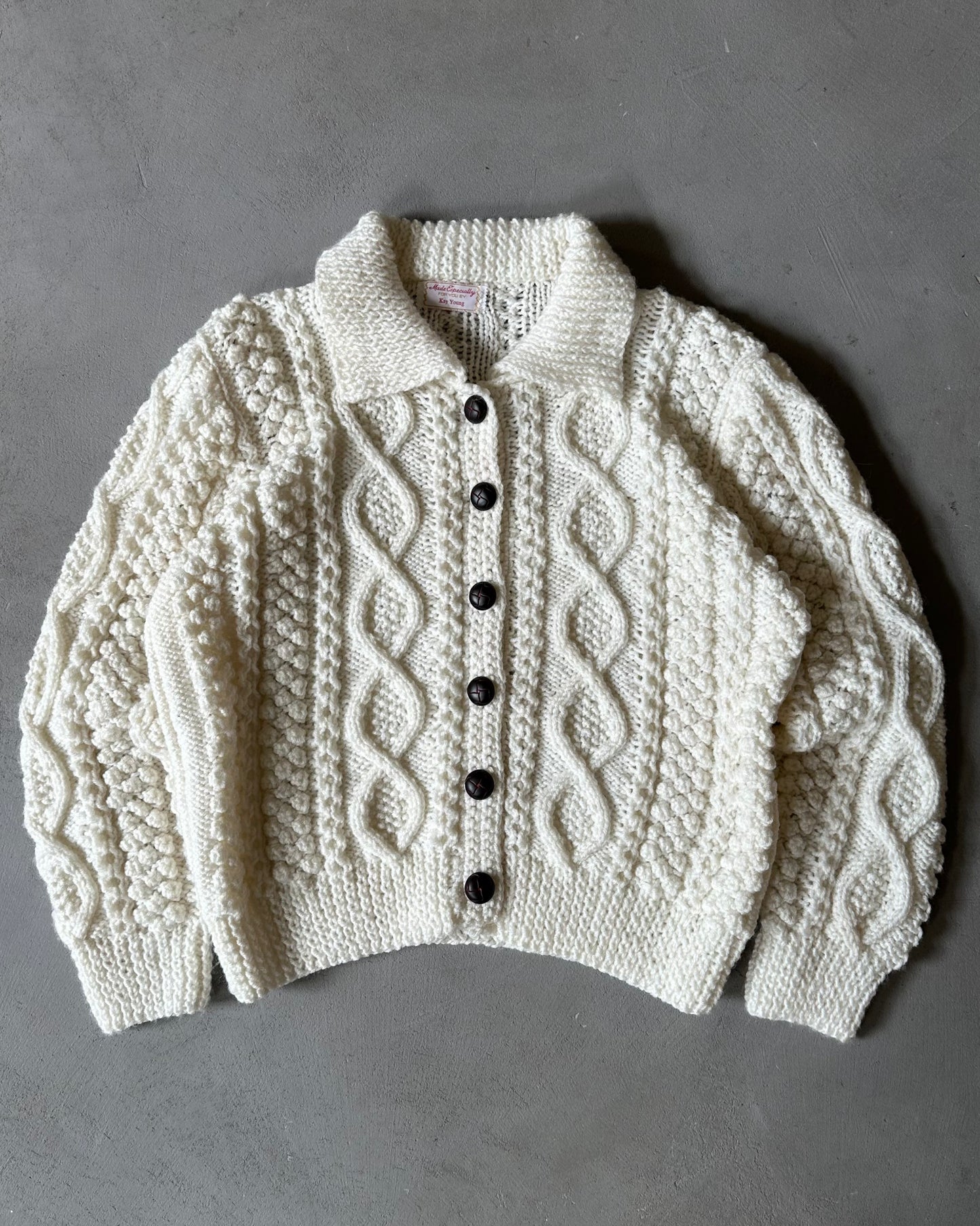1990s - White Hand Knit Cableknit Cardigan - (W)M