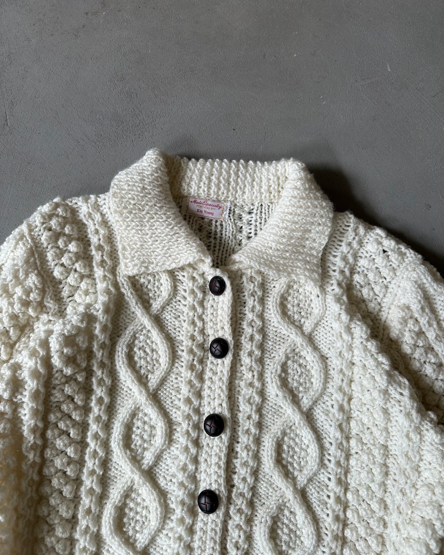 1990s - White Hand Knit Cableknit Cardigan - (W)M