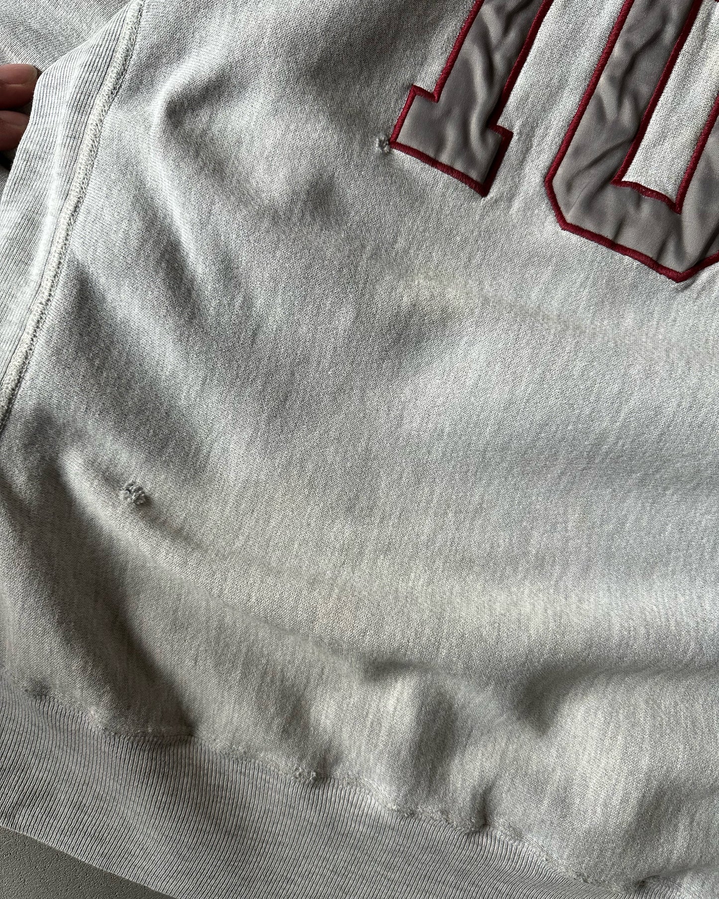 1990s - Distressed Ash Grey "IUP" Champion RW Crewneck - M