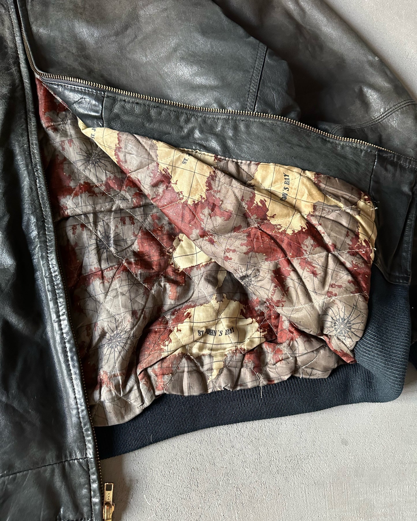 1980s - Faded Black/Navy Leather Jacket - L