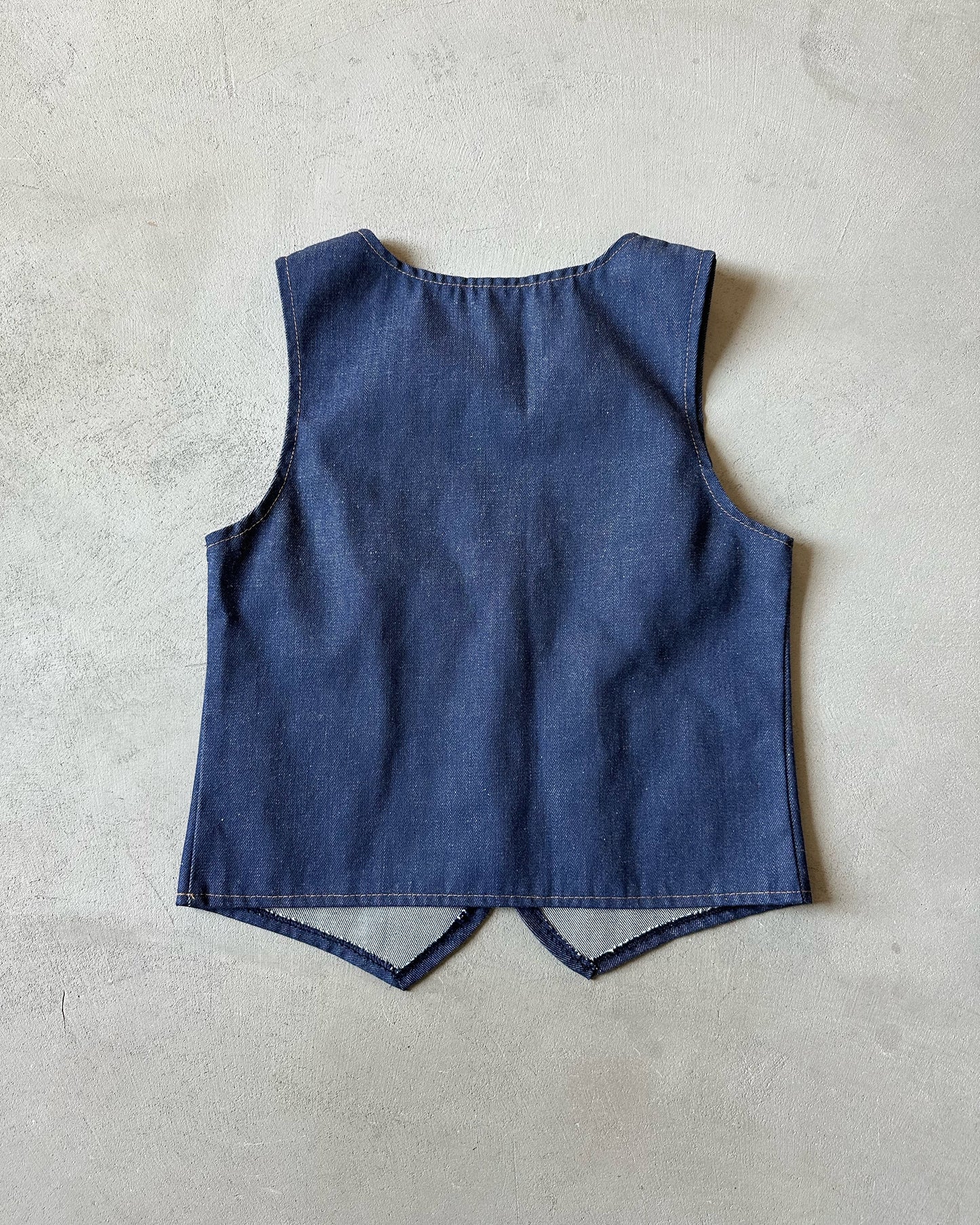 Années 70 - Gilet en jean fait main - (F)S