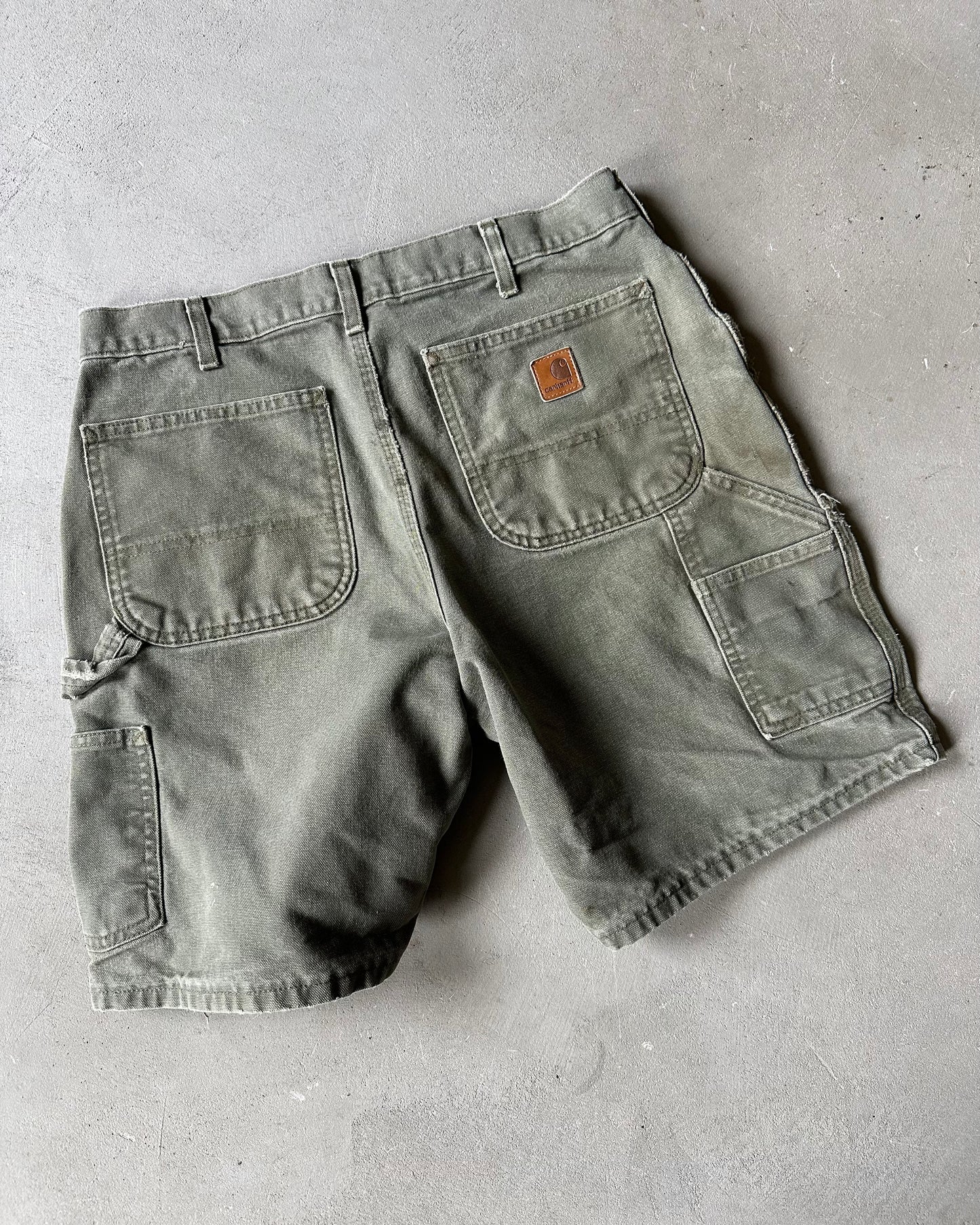 2000s - Distressed Green Carhartt Shorts - 33