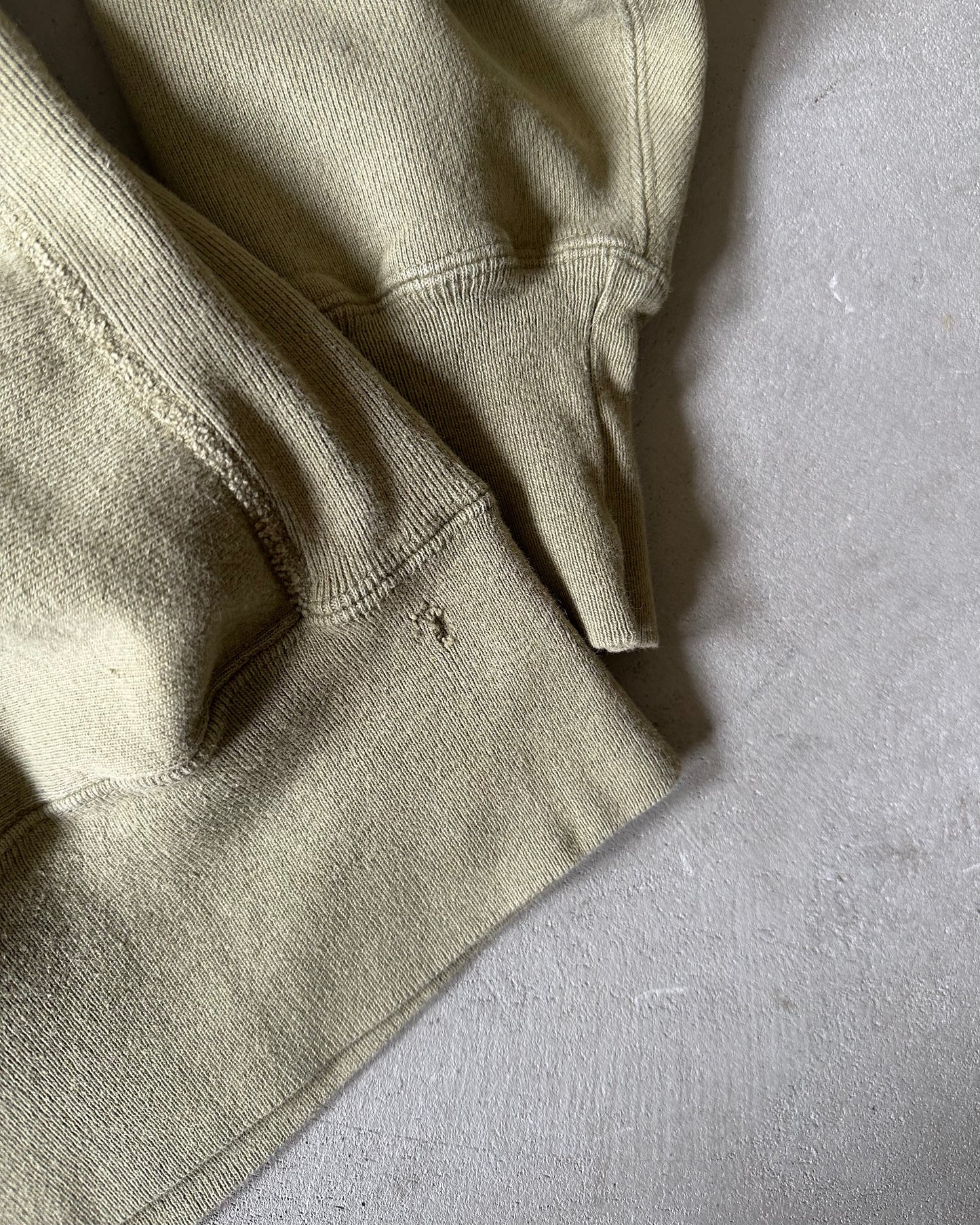 1990s - Sage Green Champion RW Crewneck - M