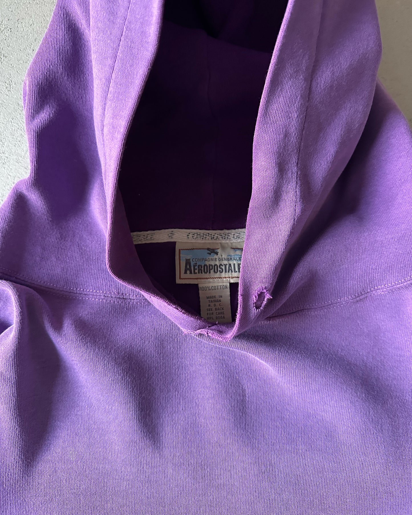 1990s - Distressed Purple Aeropostale Cropped Hoodie - M