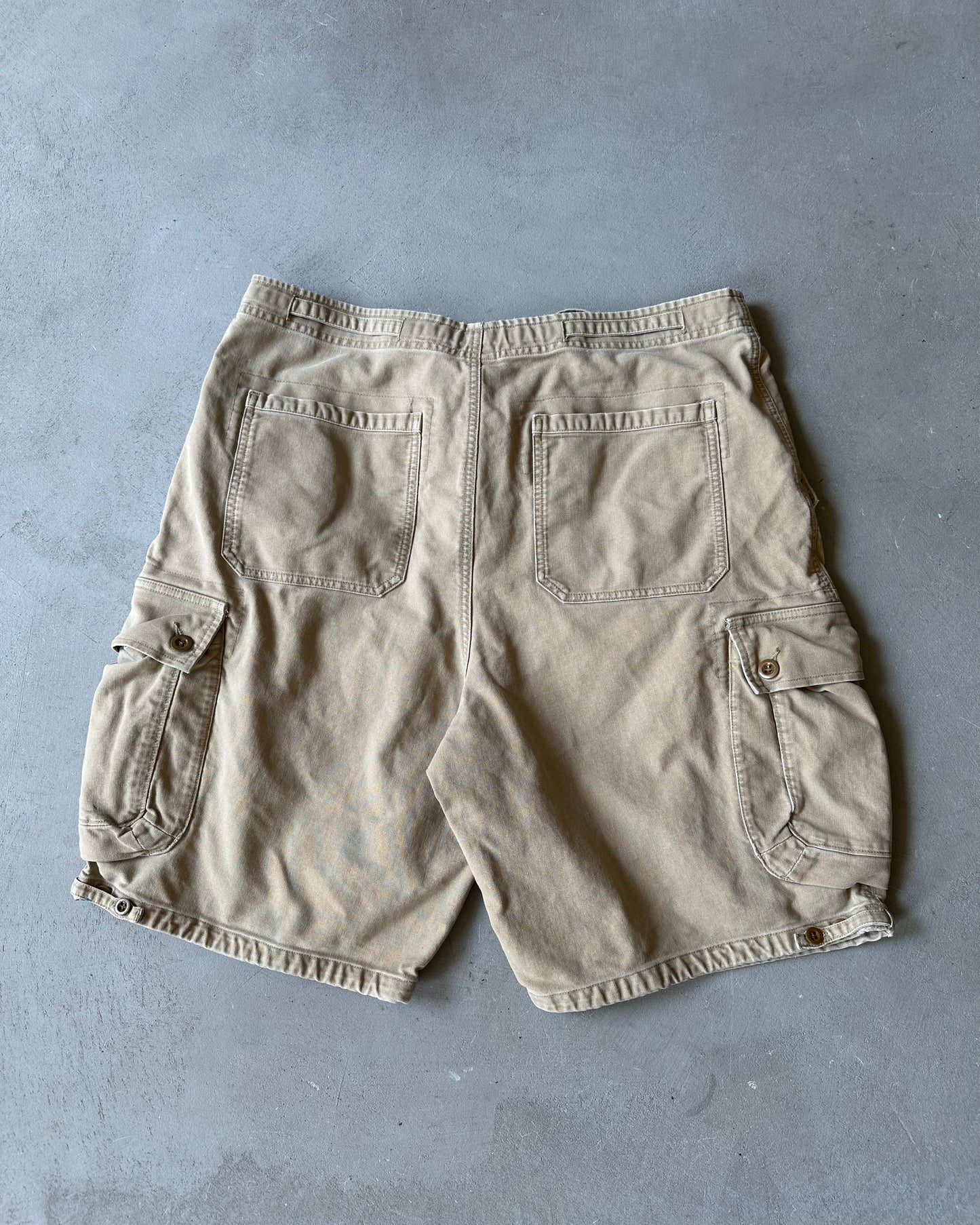 2000s - Beige Abercrombie Cargo Shorts - XL