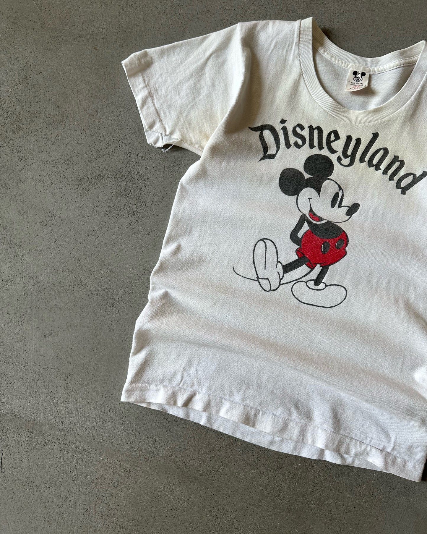 1980s - Distressed White DIsneyland T-Shirt - (W)S