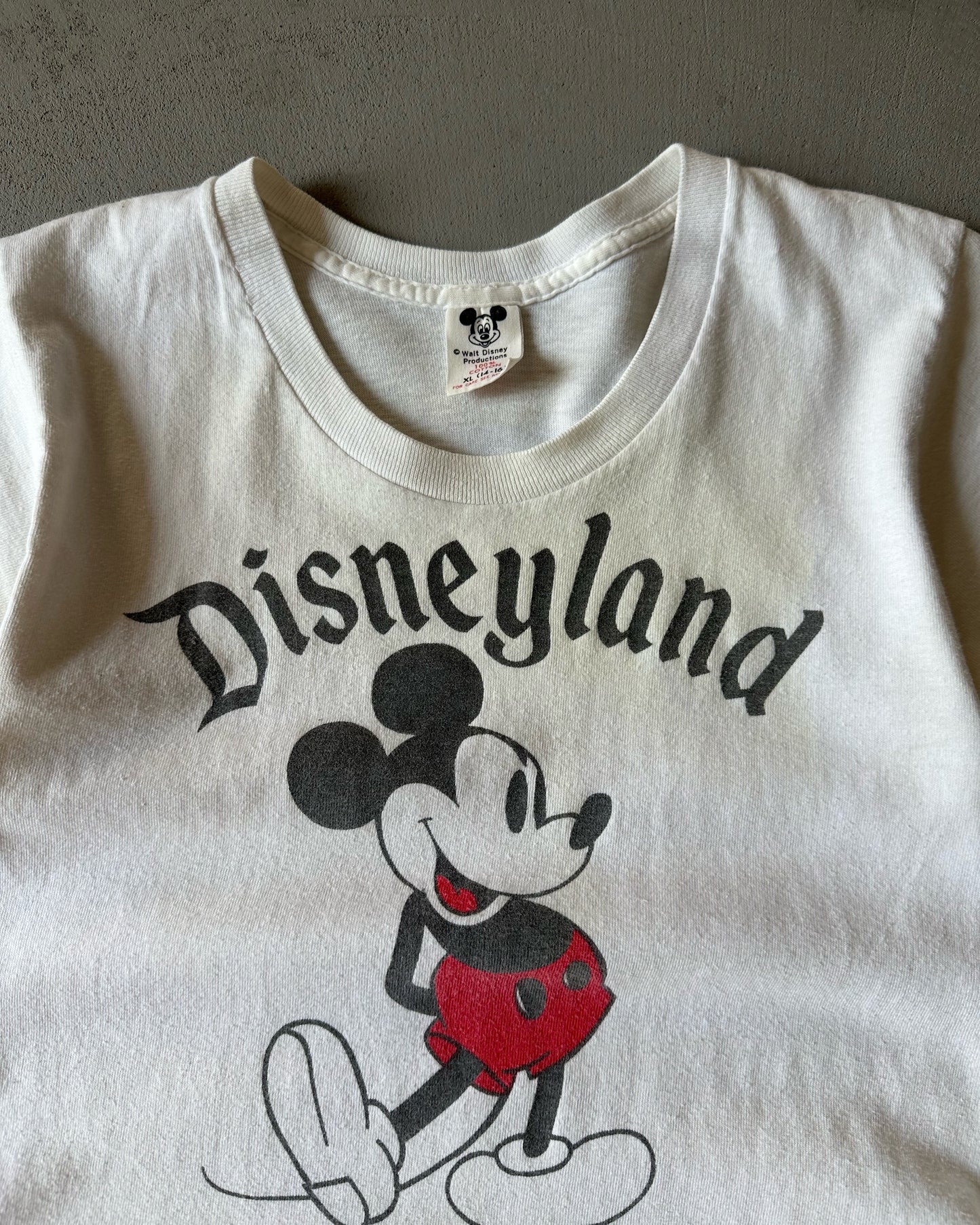 1980s - Distressed White DIsneyland T-Shirt - (W)S