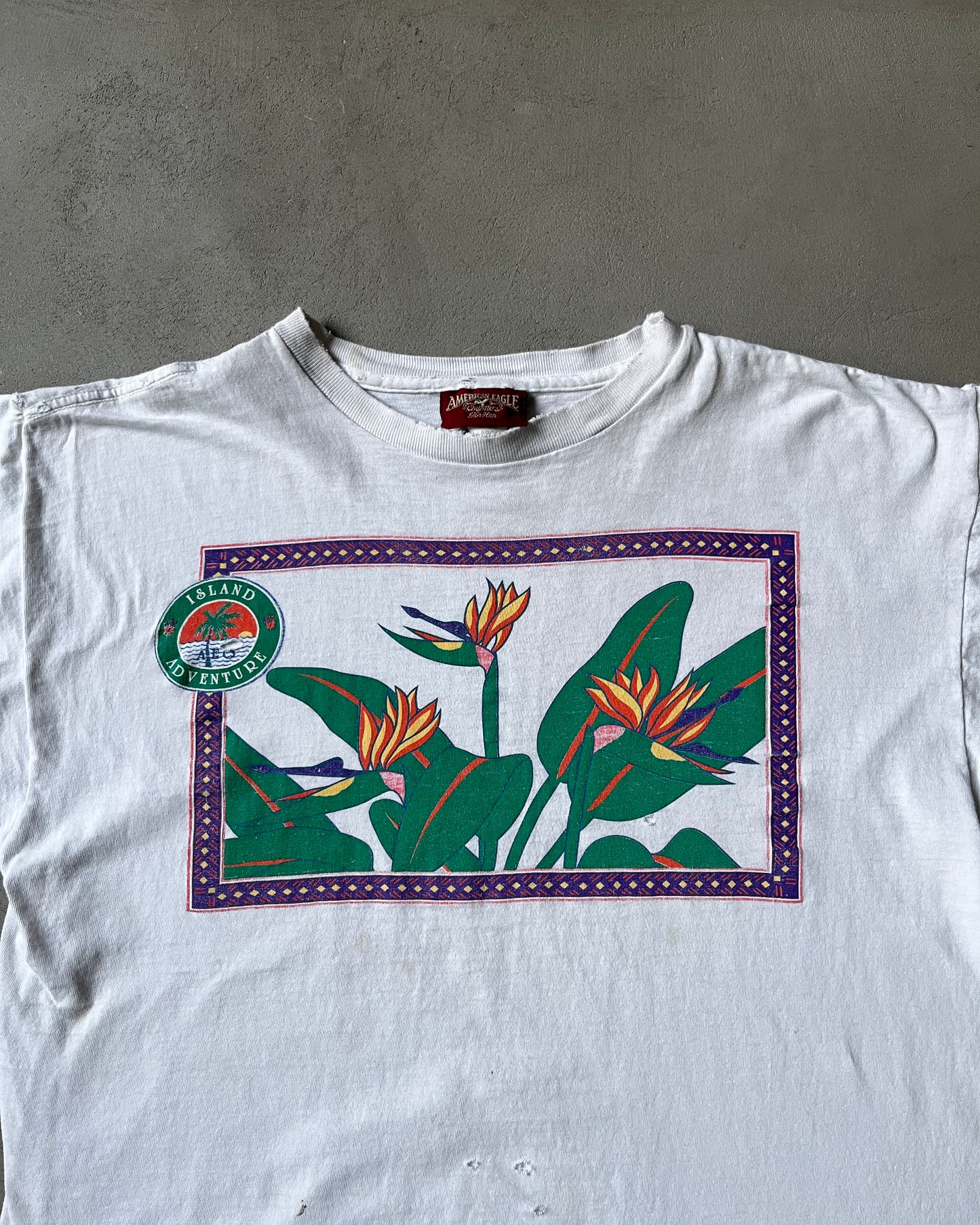 1990s - Distressed White American Eagle T-Shirt - M/L