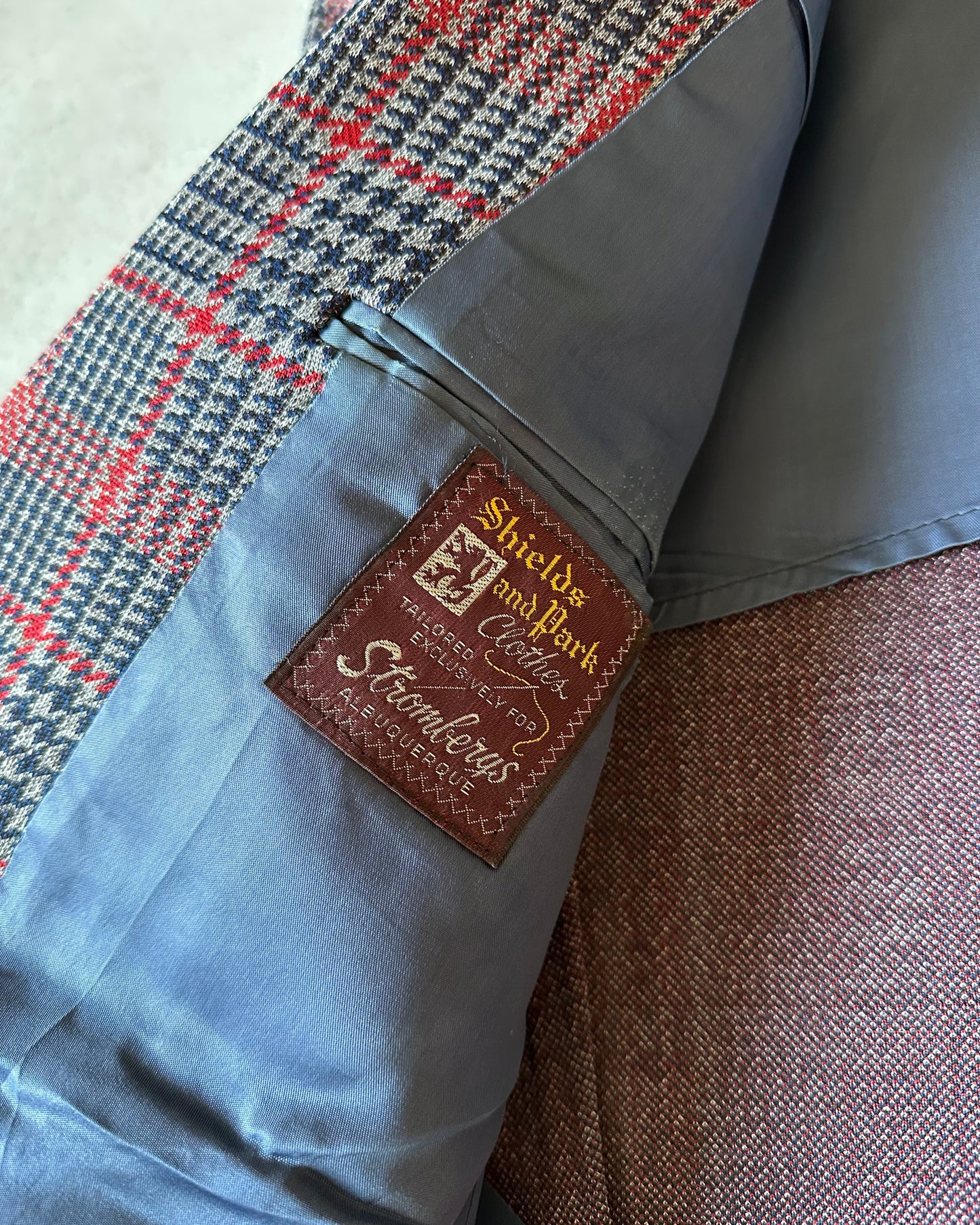 1970s - Navy/Red Shields & Park Blazer - 38R