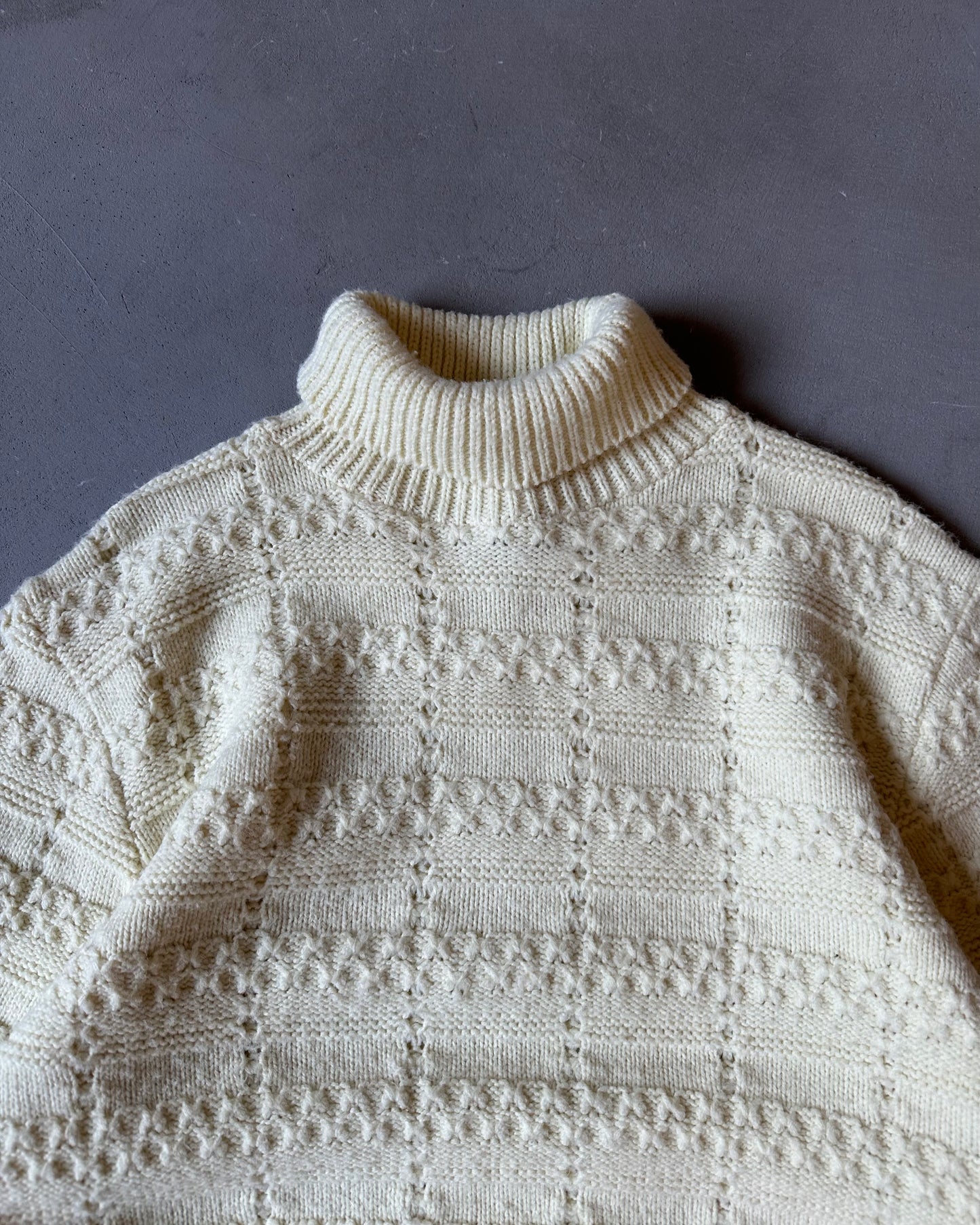 1960s - Cream Sarby Turtleneck Sweater - M