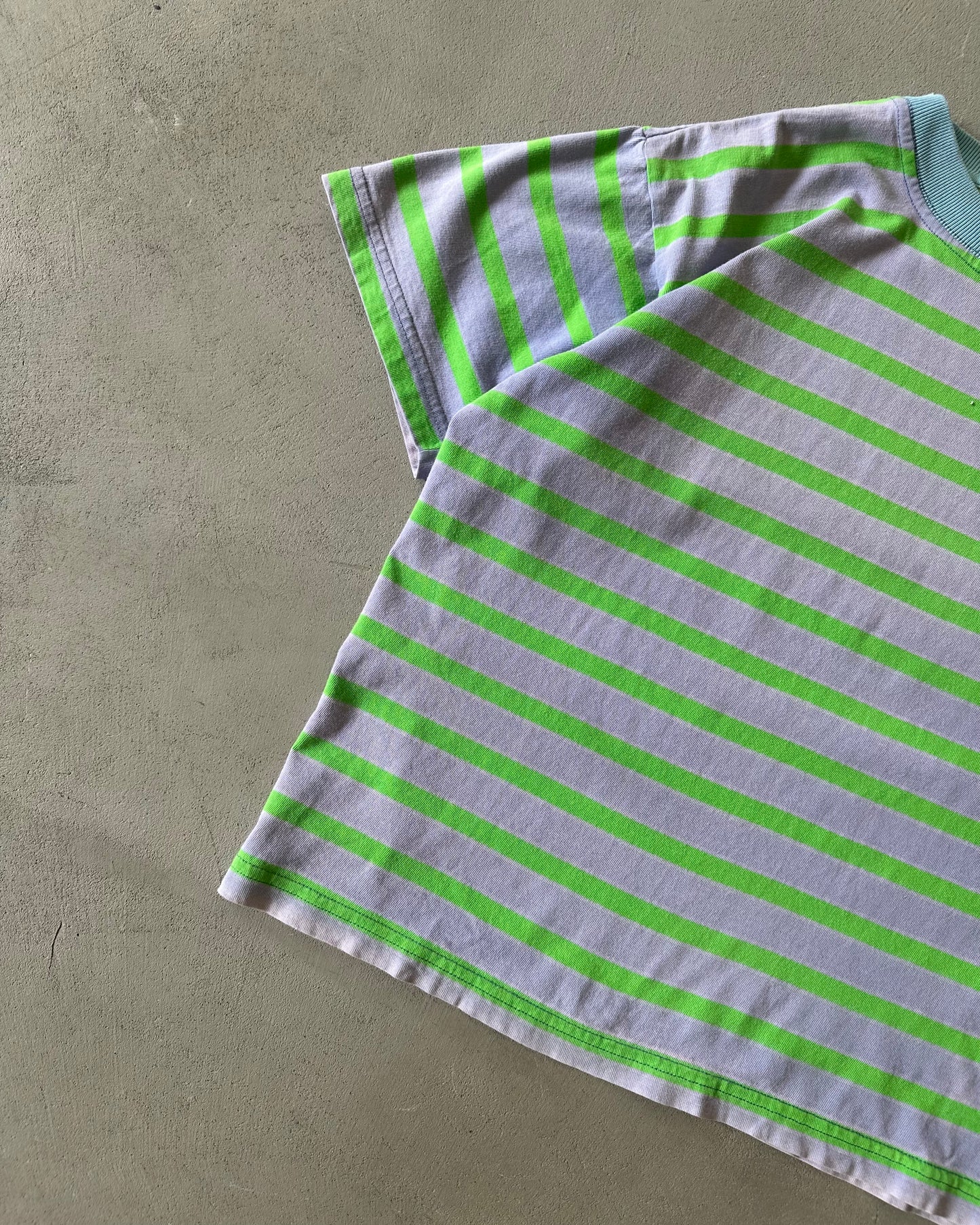 1990s - Distressed Lilac/Green Striped Cropped T-Shirt - XS