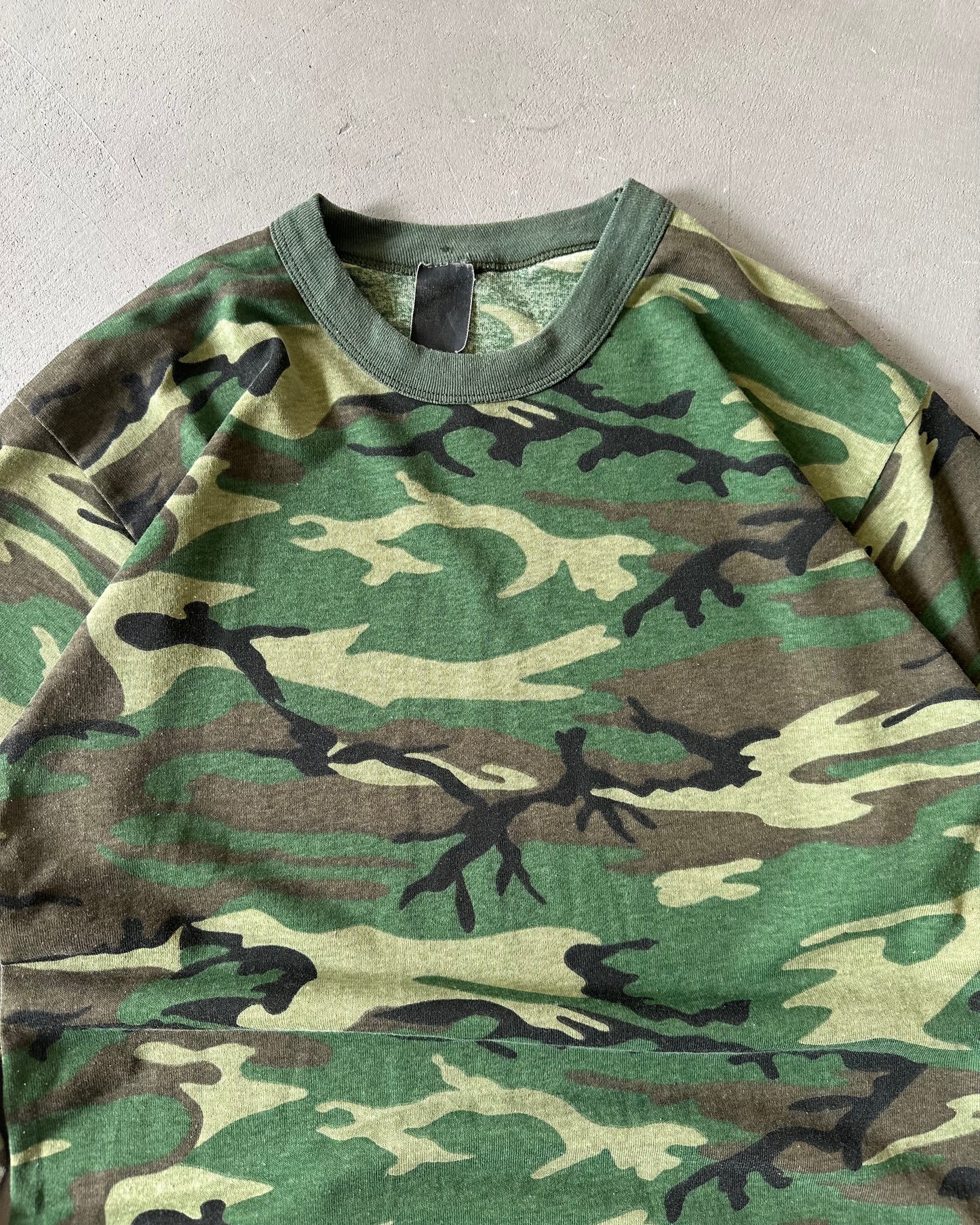1980s - Camo Longsleeve - M