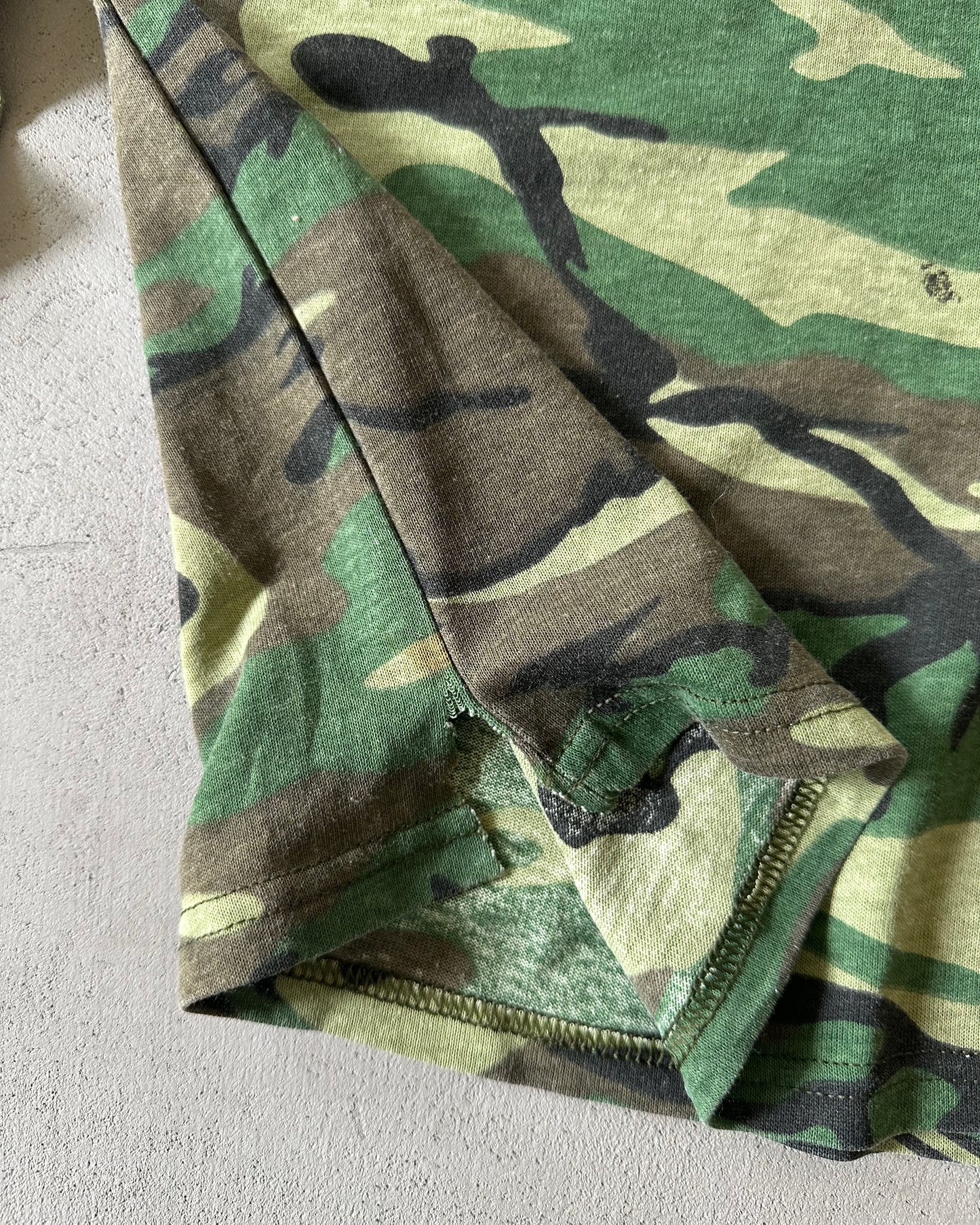1980s - Camo Longsleeve - M