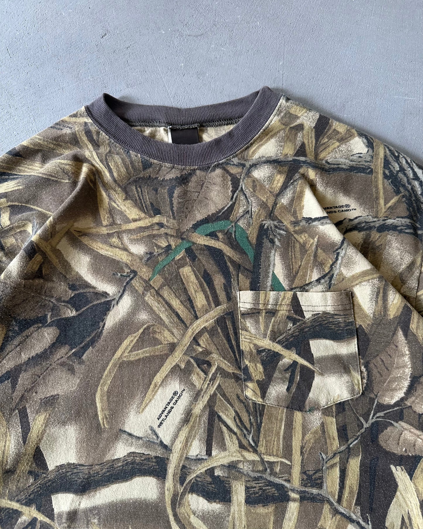 1990s - Camo Longsleeve - XL