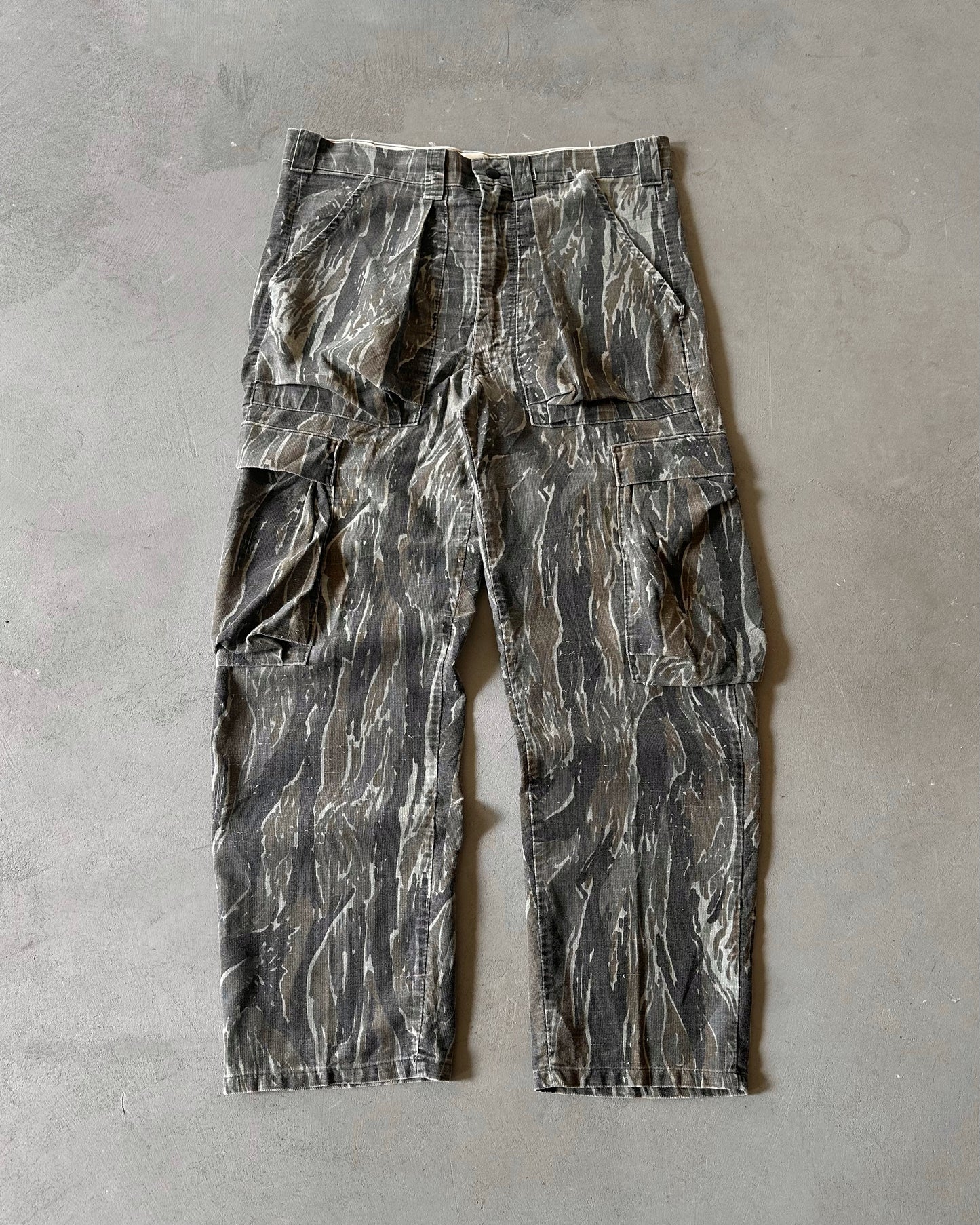 1980s - Distressed Camo Cargo Pants - 37x31