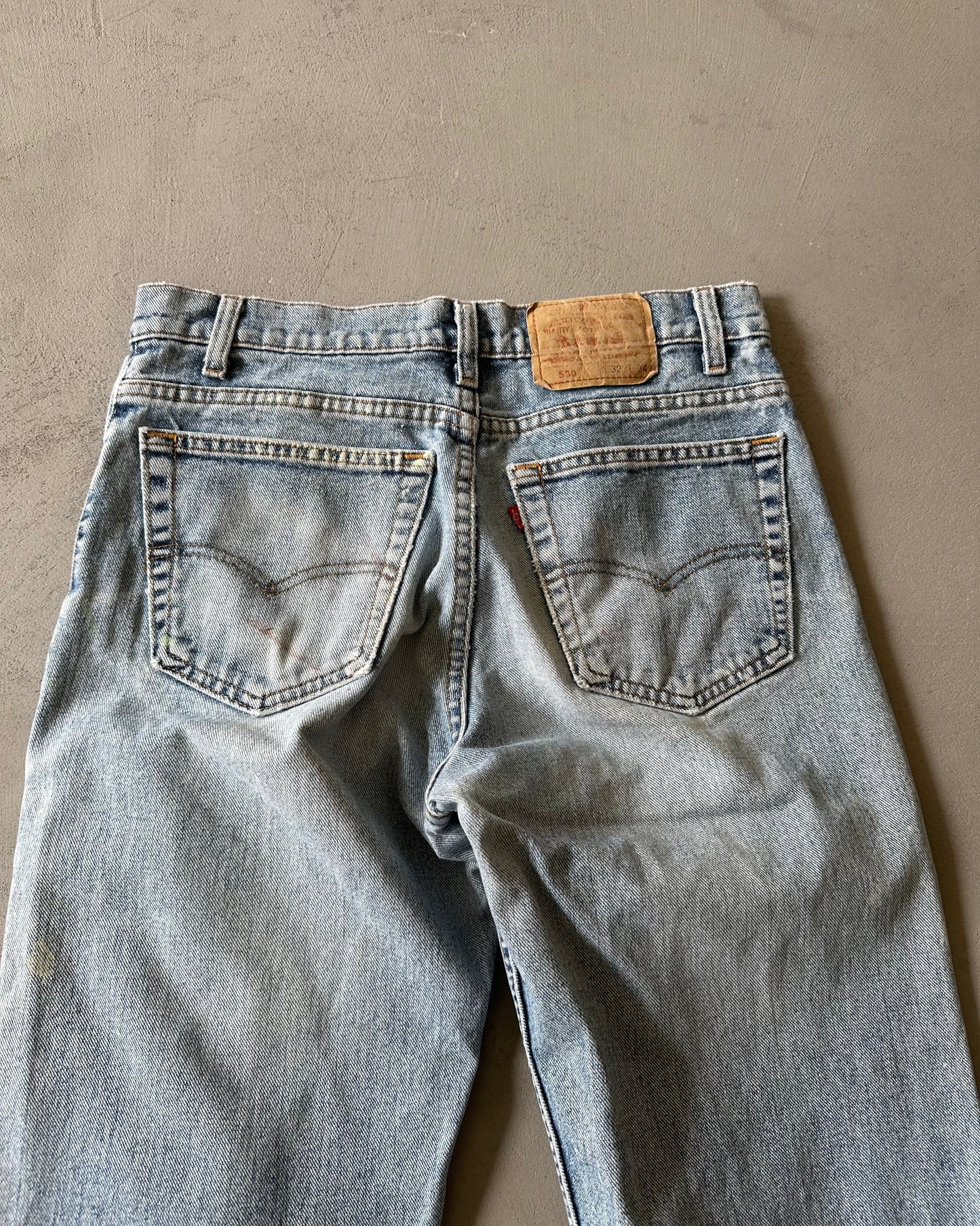 1990s - Distressed Levi's 550 Painters Jeans USA - 30x33