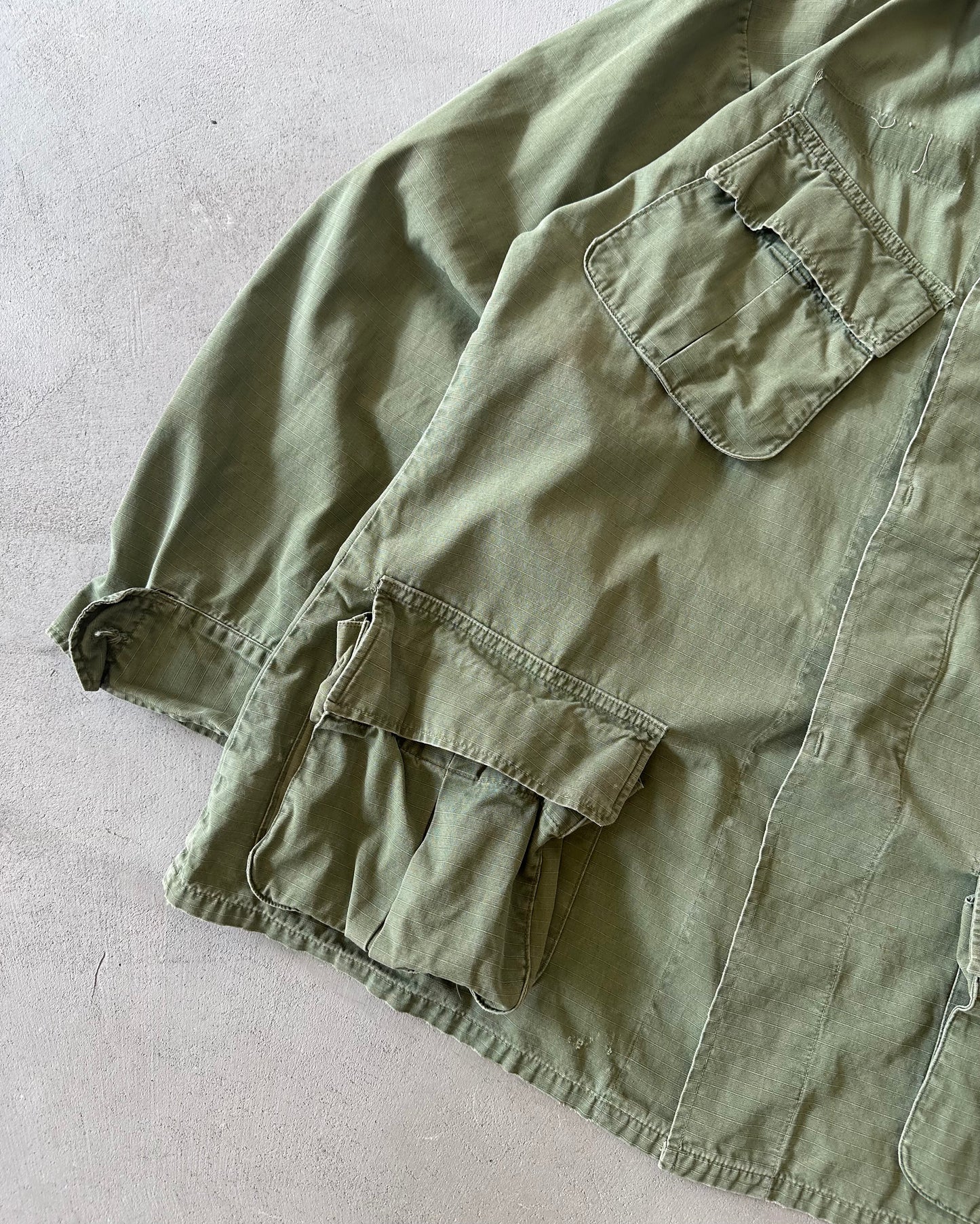 1970s - Green Military Slant Pockets Over Shirt - M