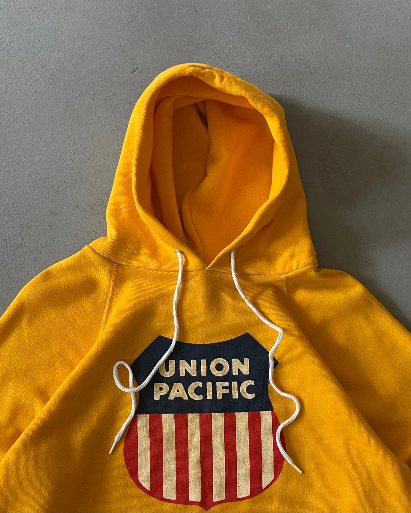 1980s - Yellow Union Pacific Hoodie - M/L