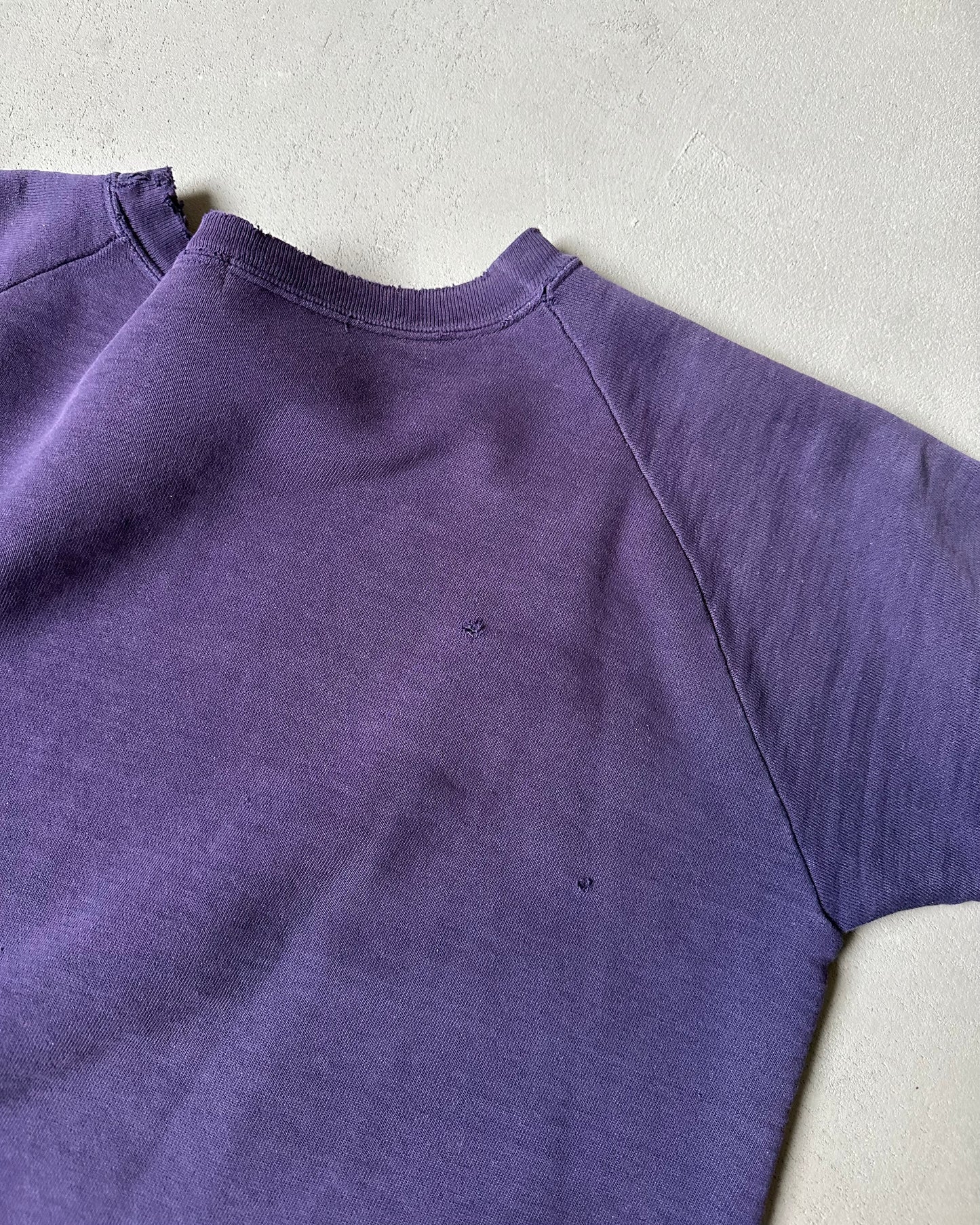 1960s - Distressed Purple Short Sleeves Sweatshirt - M