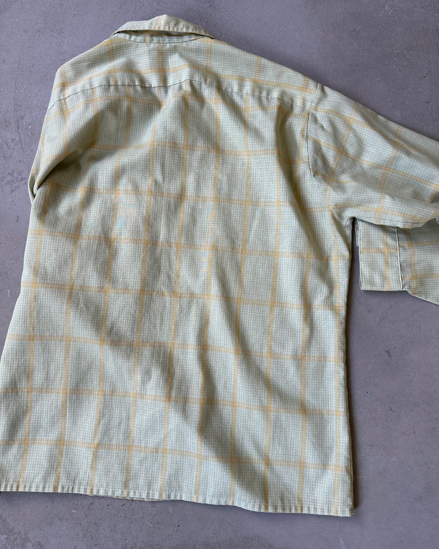 1970s - Light Green/Yellow Van Heusen Shirt - L