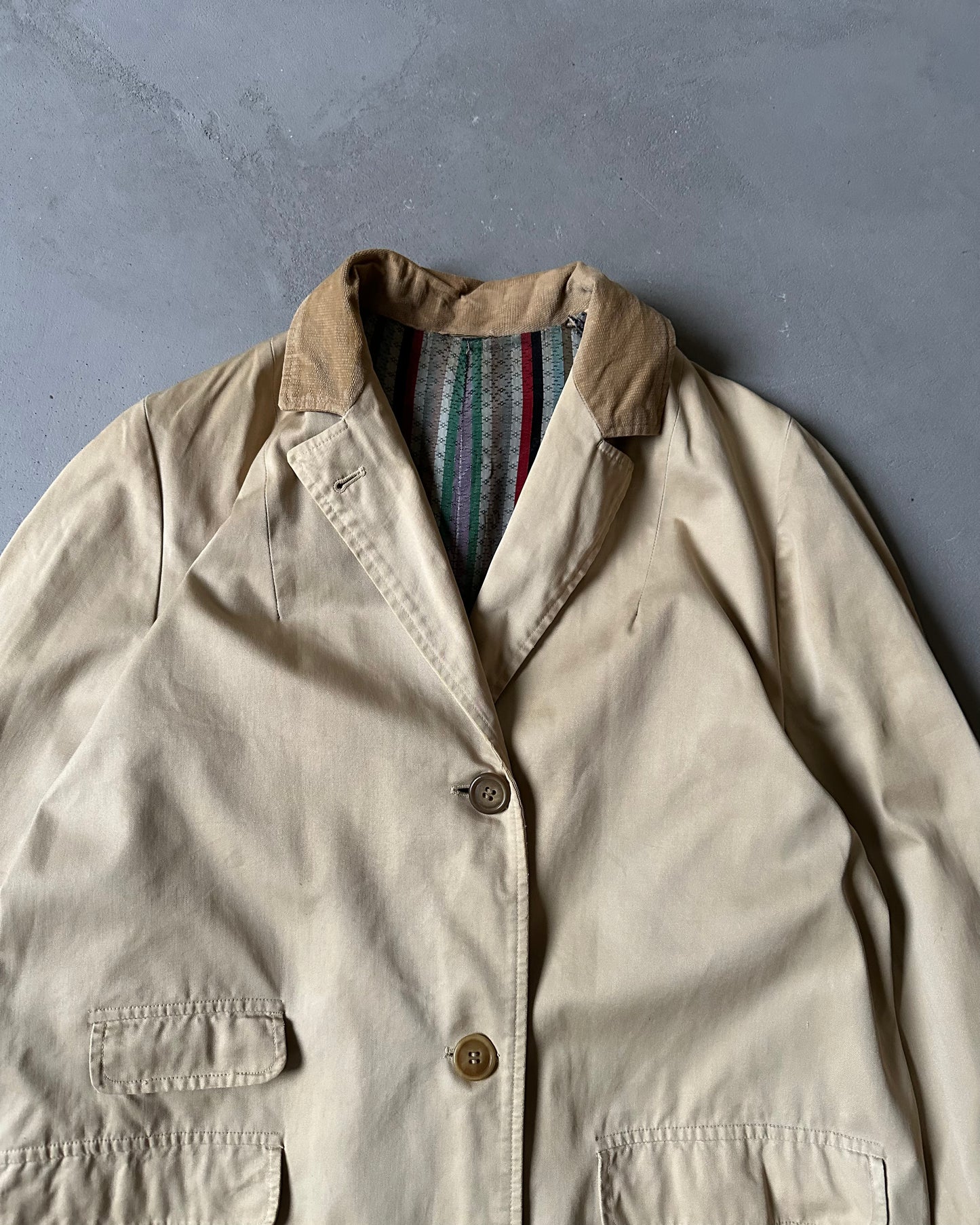 Années 60 - Trench-coat femme couleur fauve - (F)M