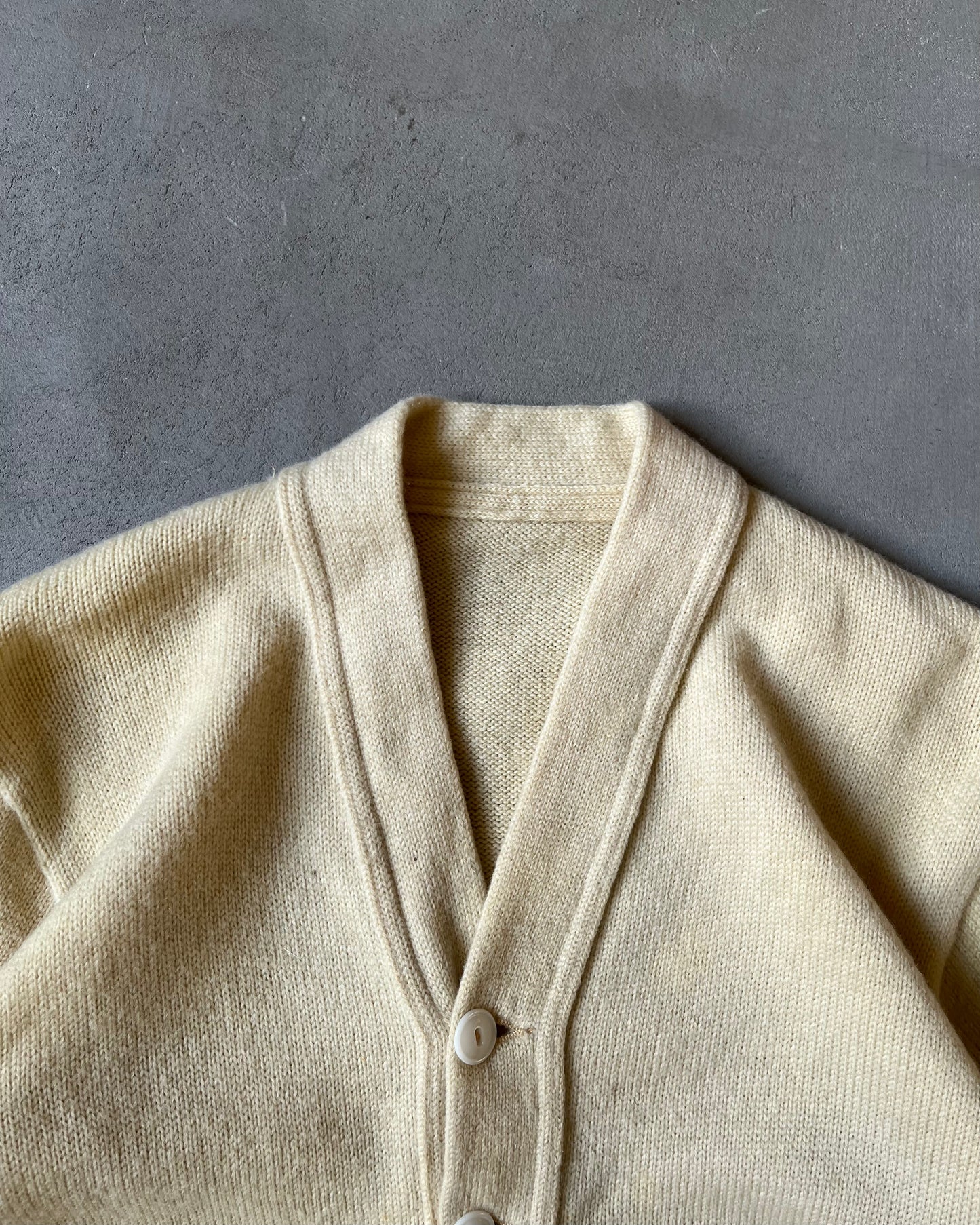 Années 60 - Cardigan en laine crème vieillie - XS