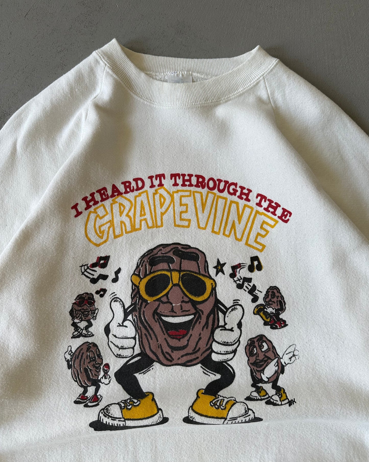 1990s - Distressed White Grapevine Crewneck - L