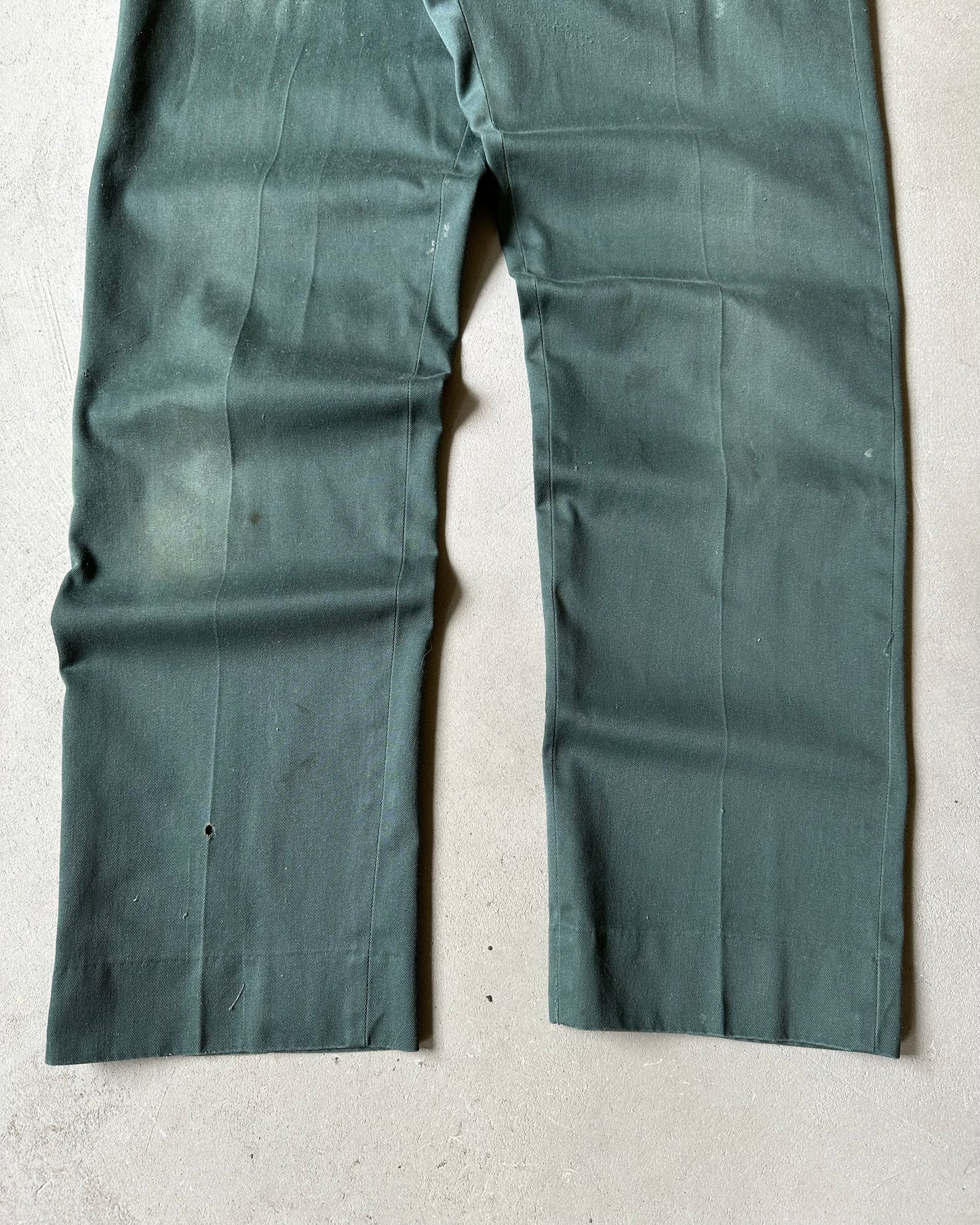 1970s - Distressed Green LEE Chetopa Twill Pants - 32x30