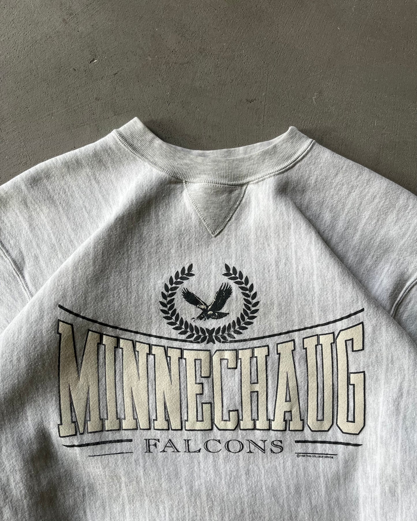 1990s - Ash Grey Minnechaug Crewneck - L