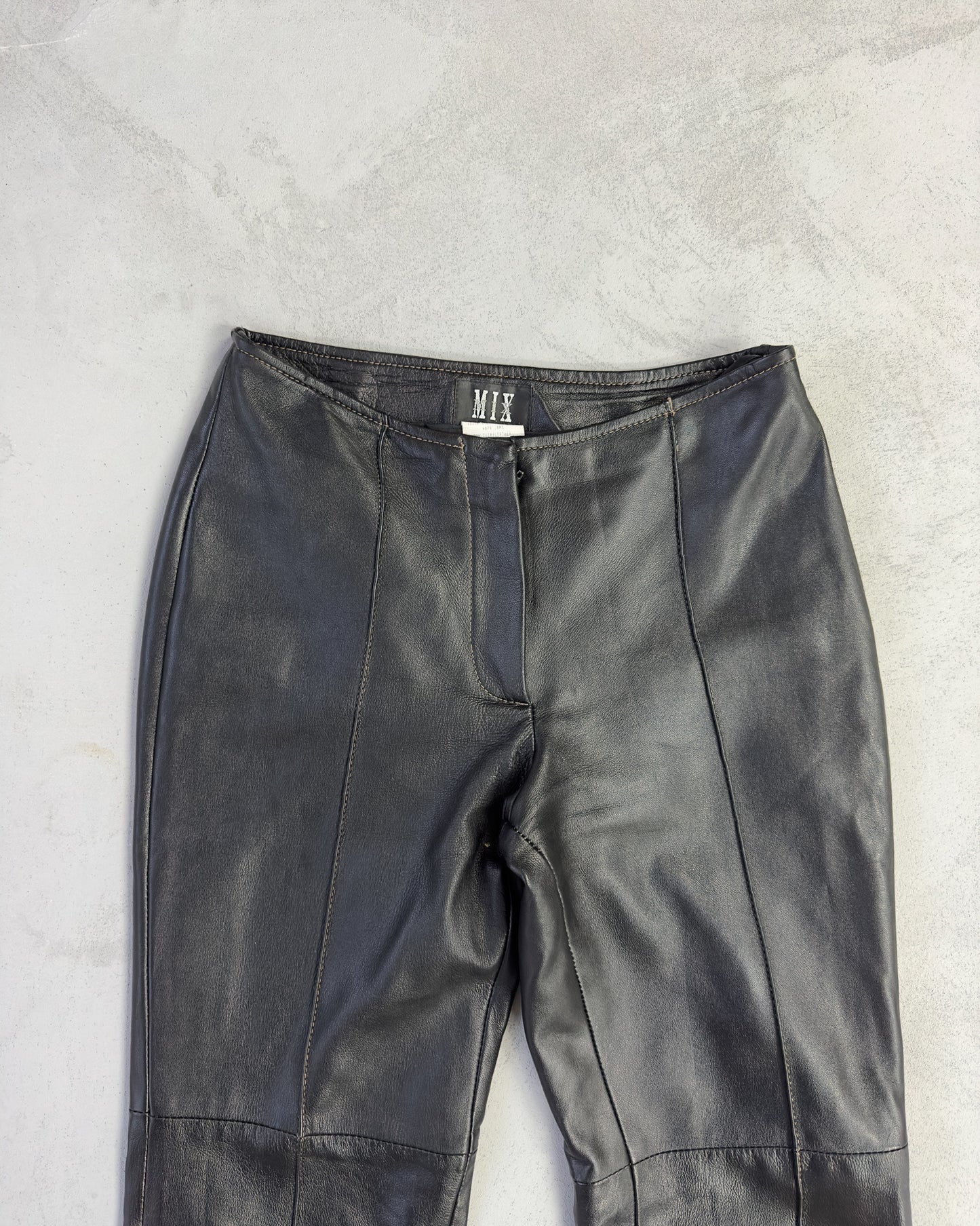 1990s - Black Low Rise Women's Flare Leather Pants - 28x30