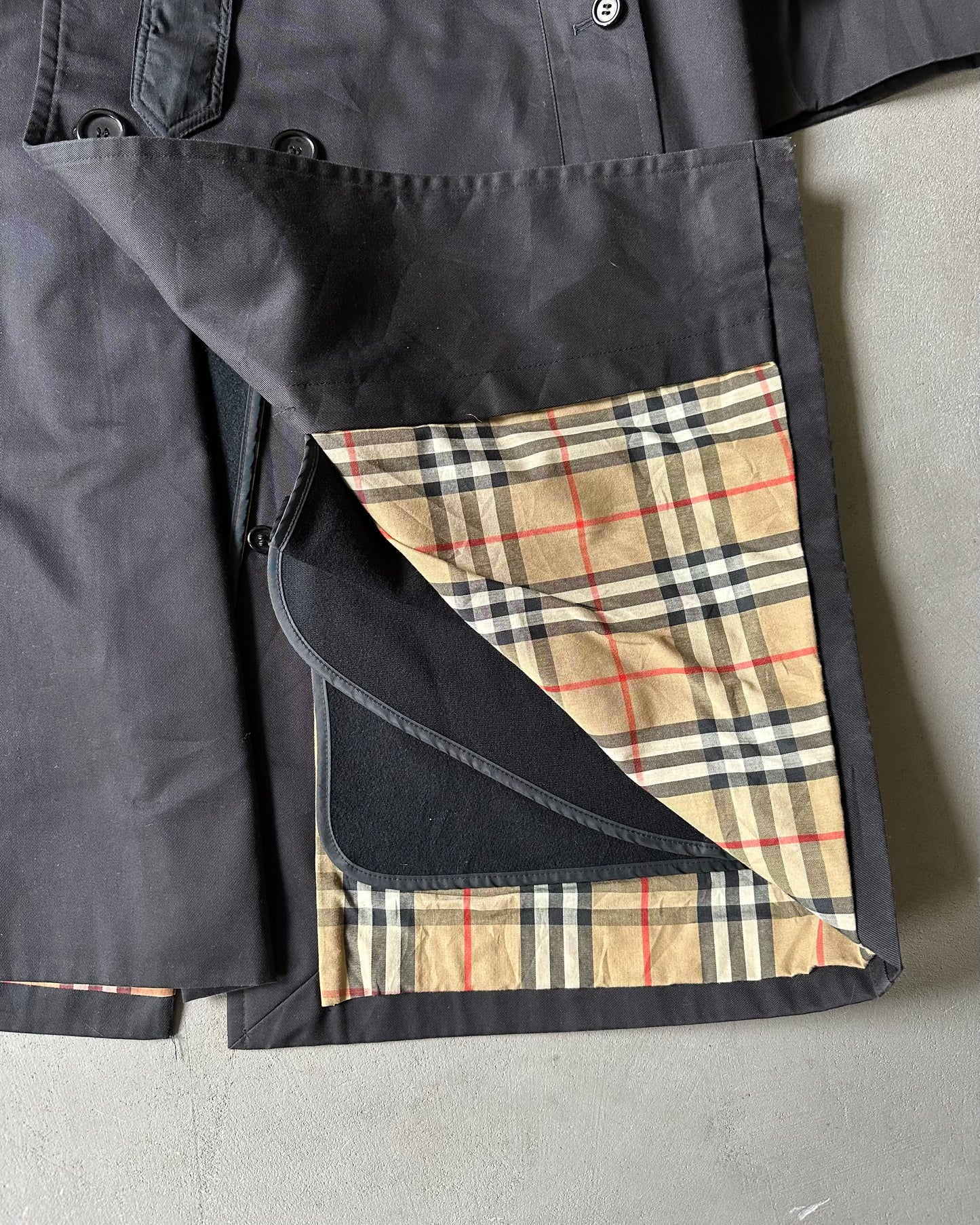 Années 90 - Trench-coat Burberry noir - 38(S)