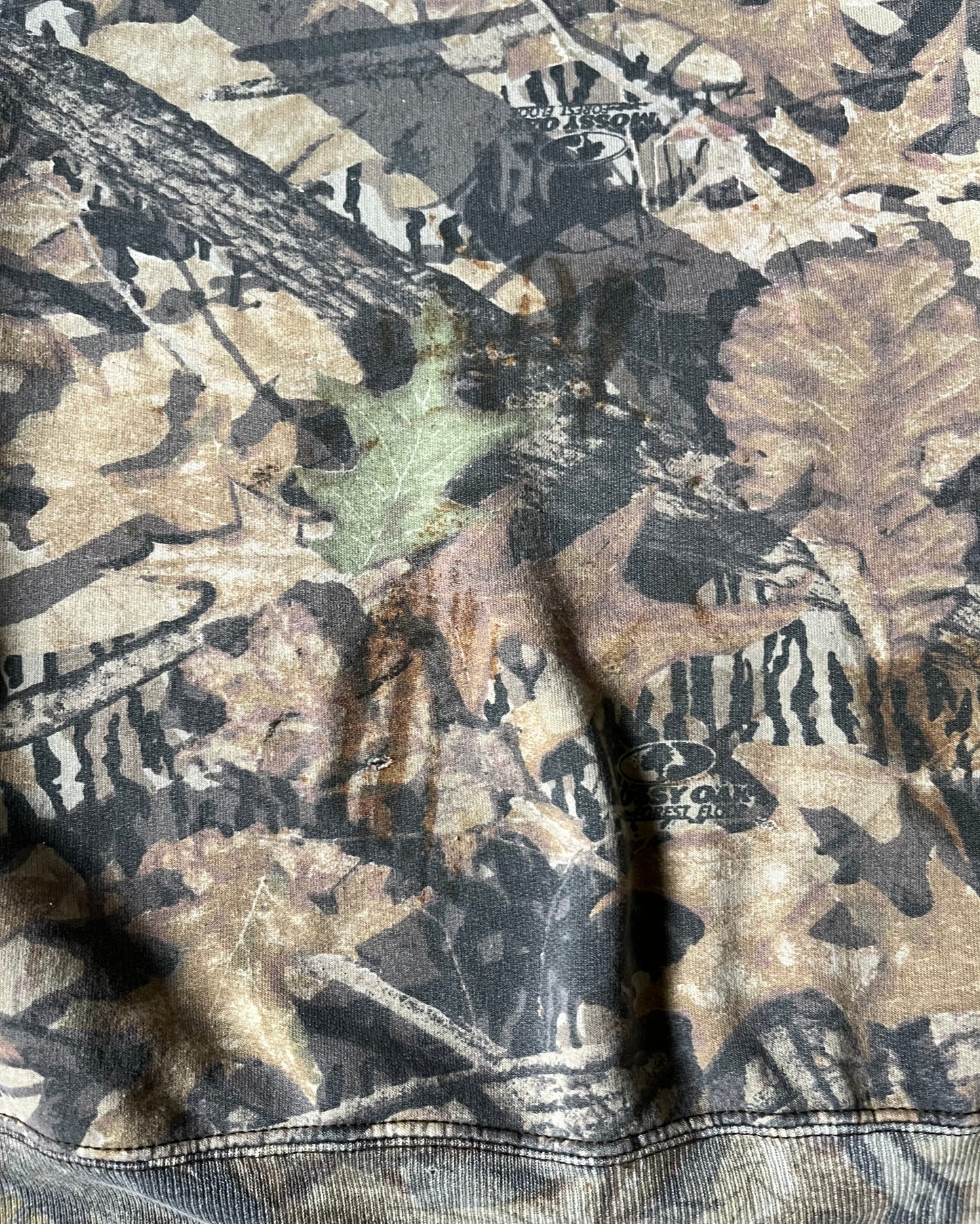 1990s - Distressed Camo Crewneck - XL