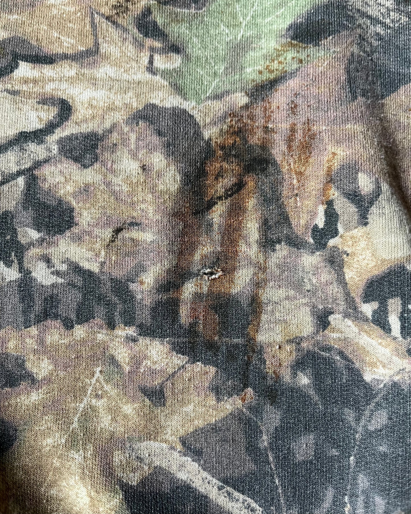 1990s - Distressed Camo Crewneck - XL