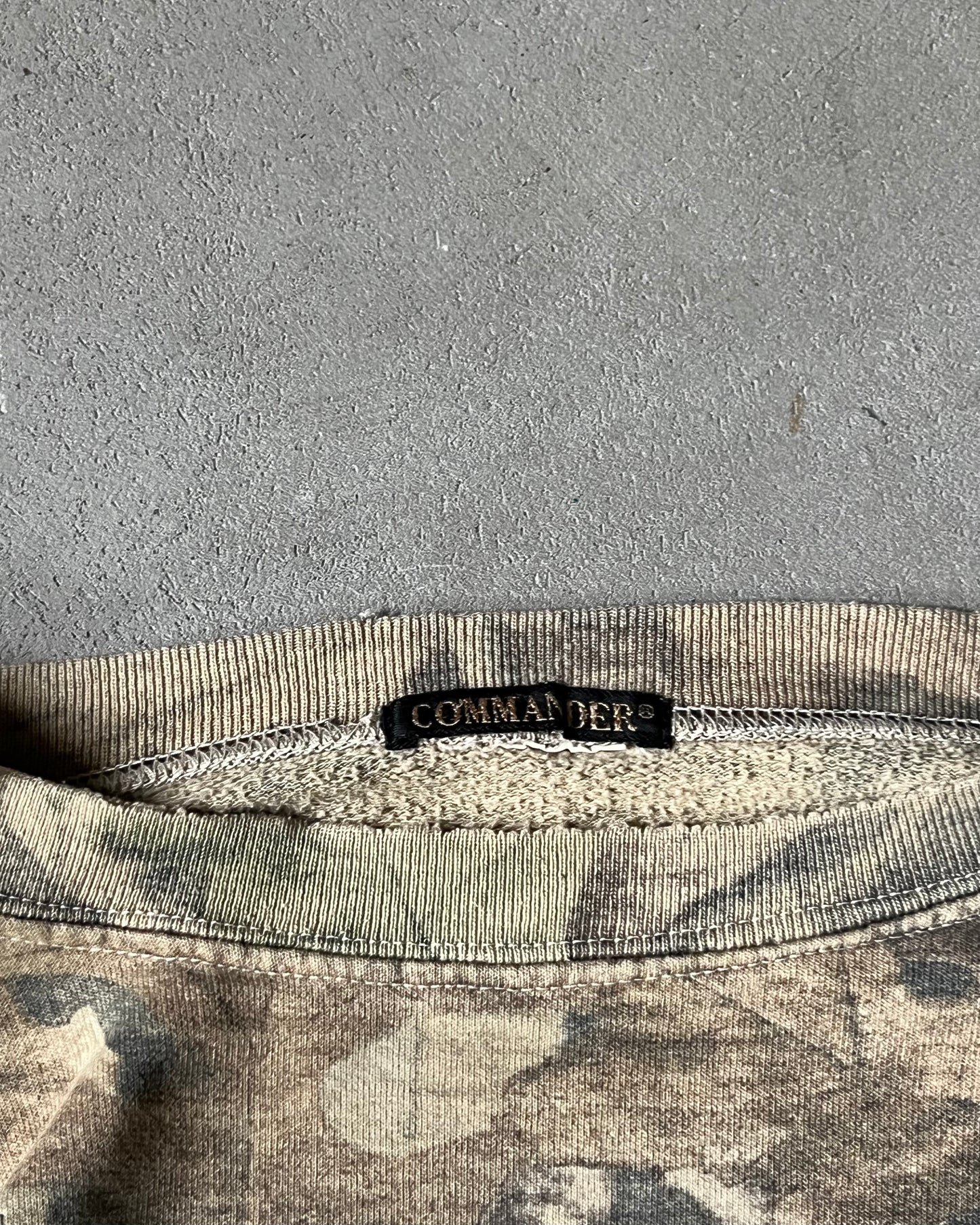 1990s - Distressed Light Camo Crewneck - XXL