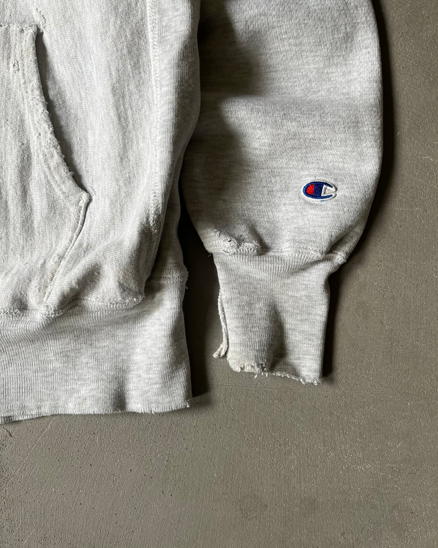 1990s - Distressed Ash Grey KUA Champion RW Hoodie - M