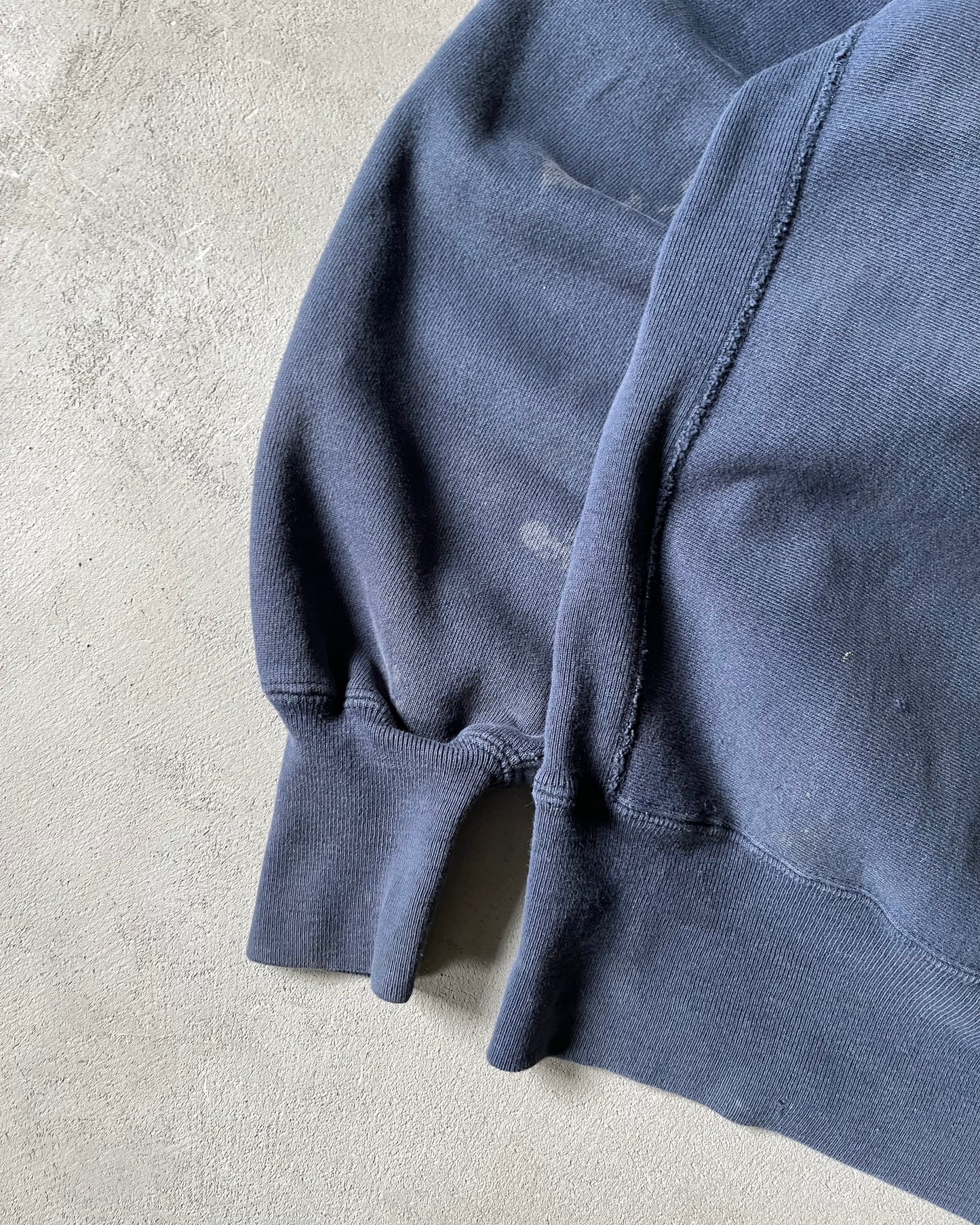 1990s - Distressed Navy Notre Dame Champion RW Crewneck - M