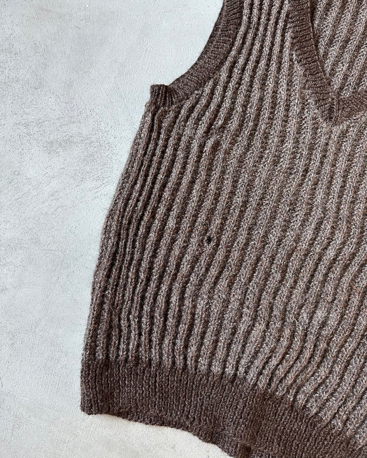 Années 90 - Gilet côtelé en laine marron vieillie - Taille L