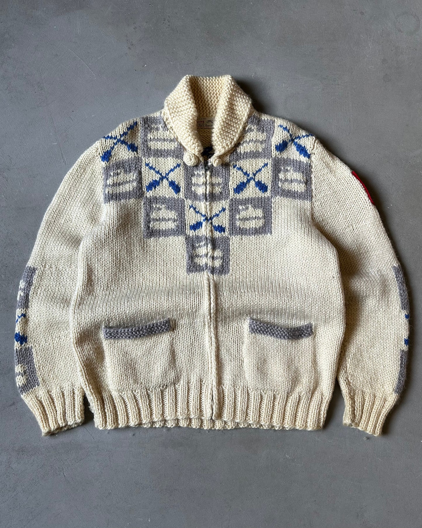 Années 1970 - Pull Cowichan beige frisé - L