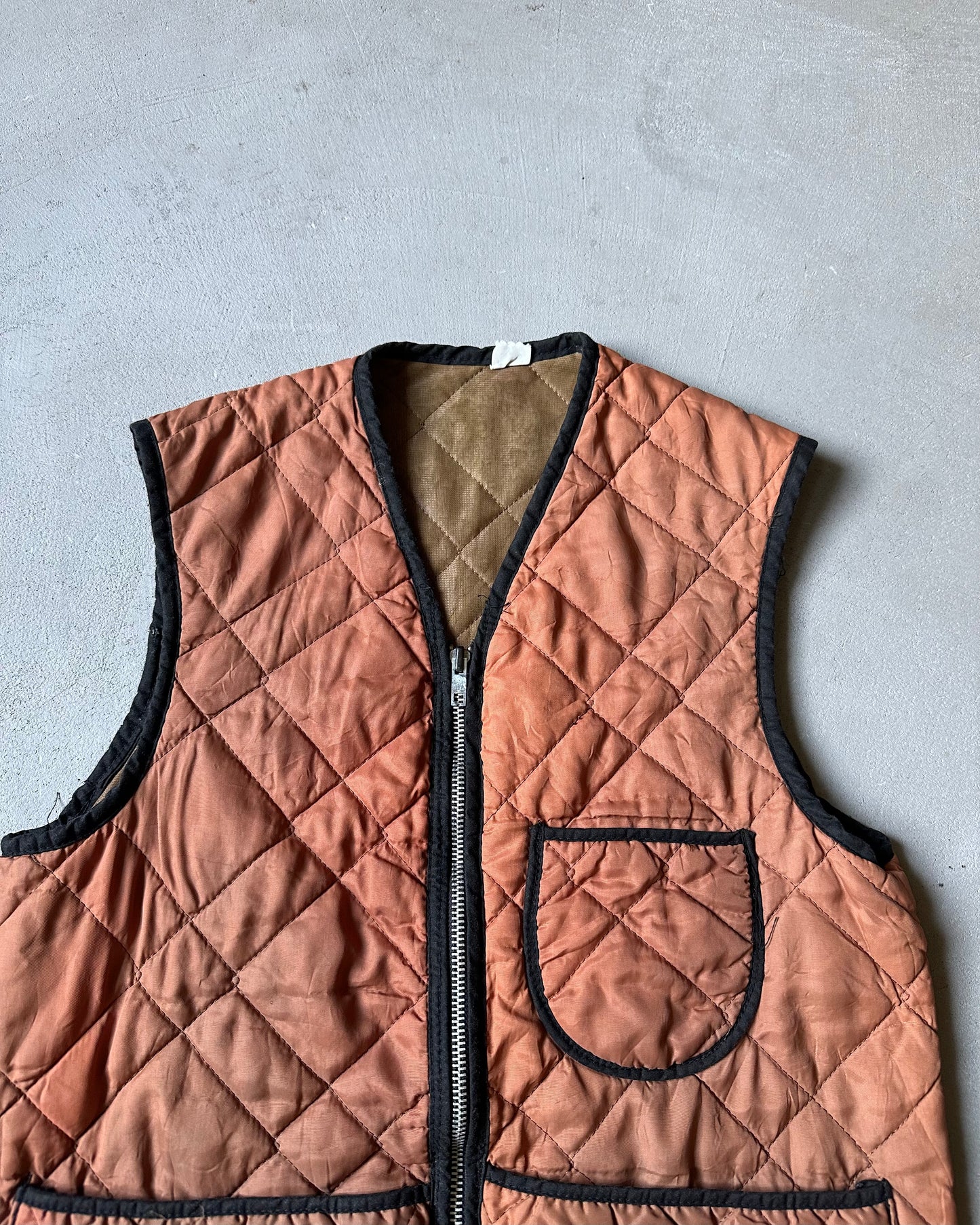 Années 1970 - Gilet matelassé rouille vieilli - S