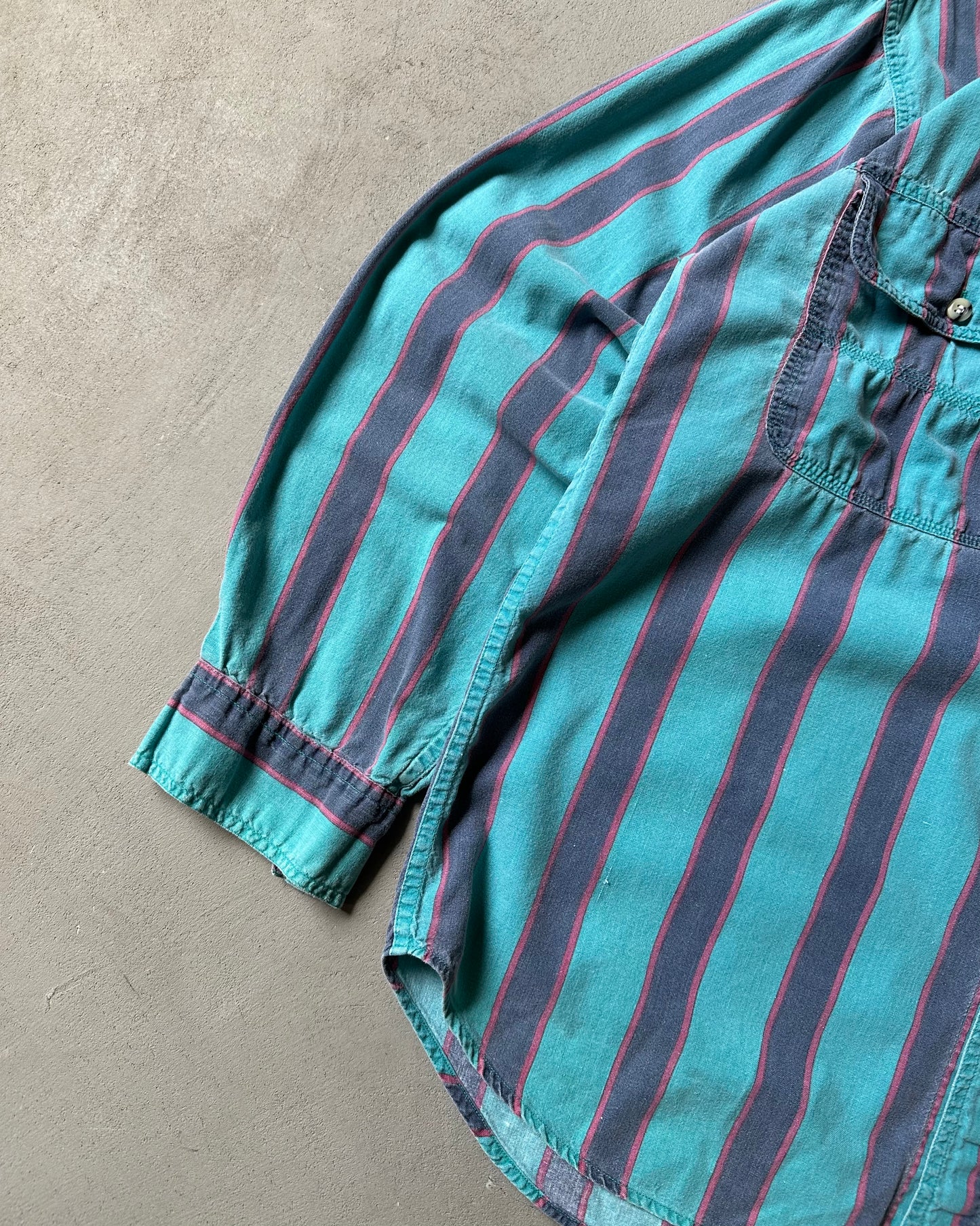 1990s - Aqua/Blue American Eagle Striped Button Up - S/M