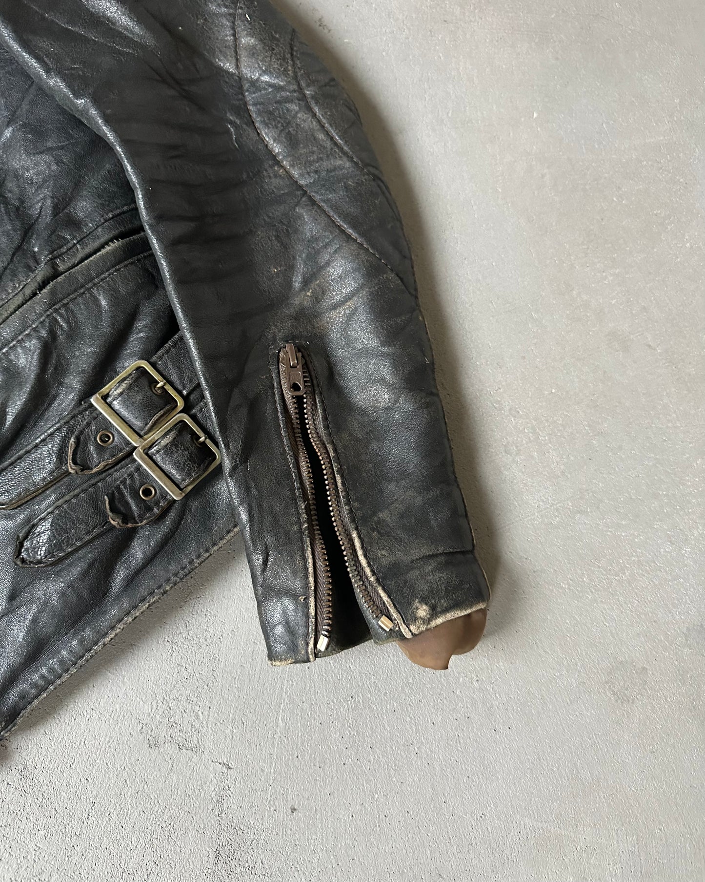 1970s - Distressed Black Biker Leather Jacket - (W)XS