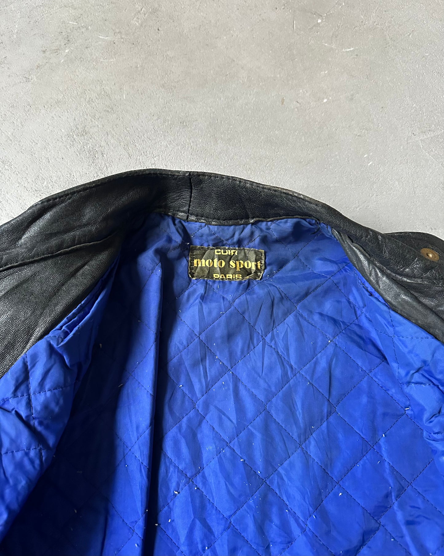 1970s - Distressed Black Biker Leather Jacket - (W)XS