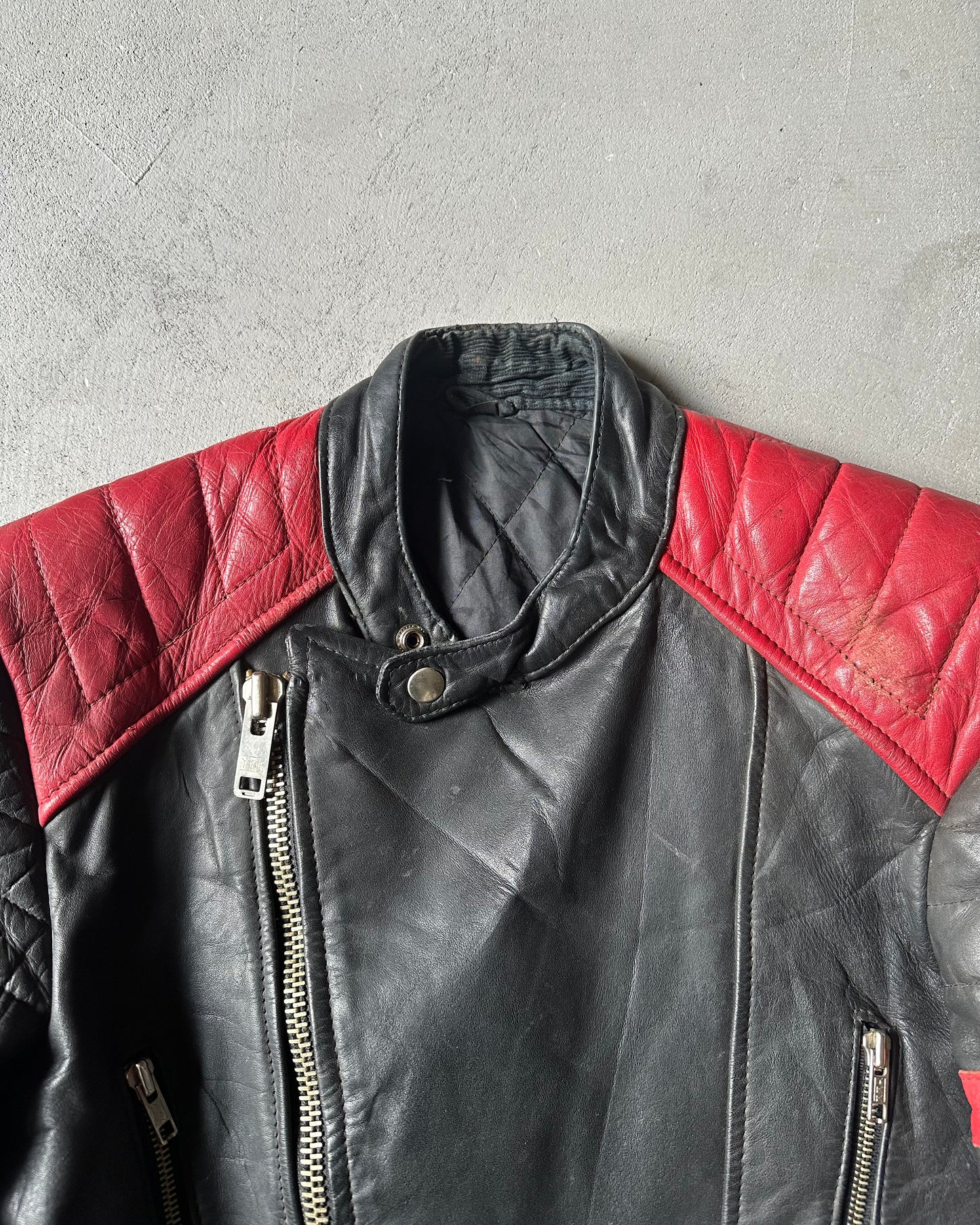 Années 70 - Blouson Moto en Cuir Noir/Rouge - XS