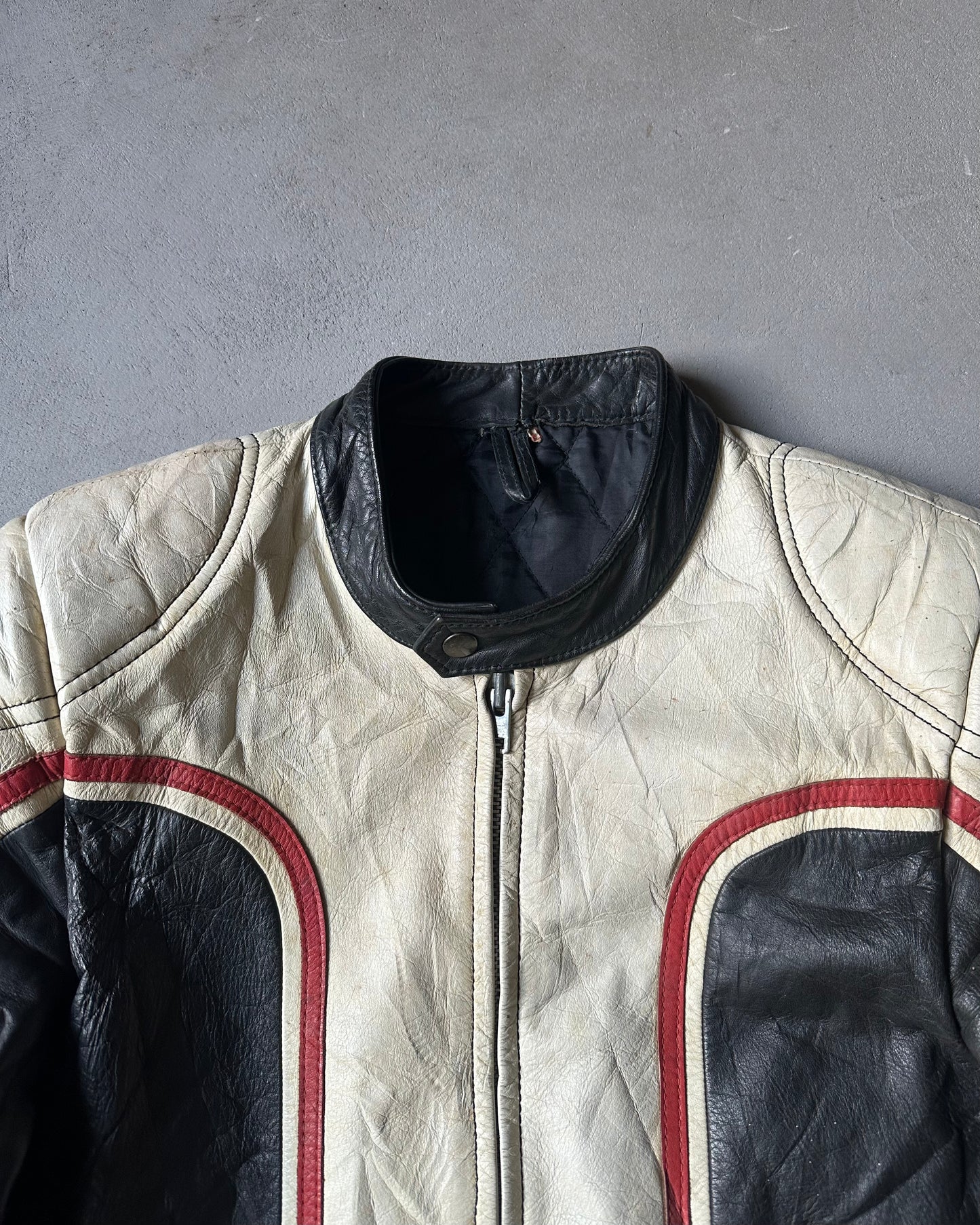 Années 70 - Blouson Moto en Cuir Crème/Noir Vieilli - XS