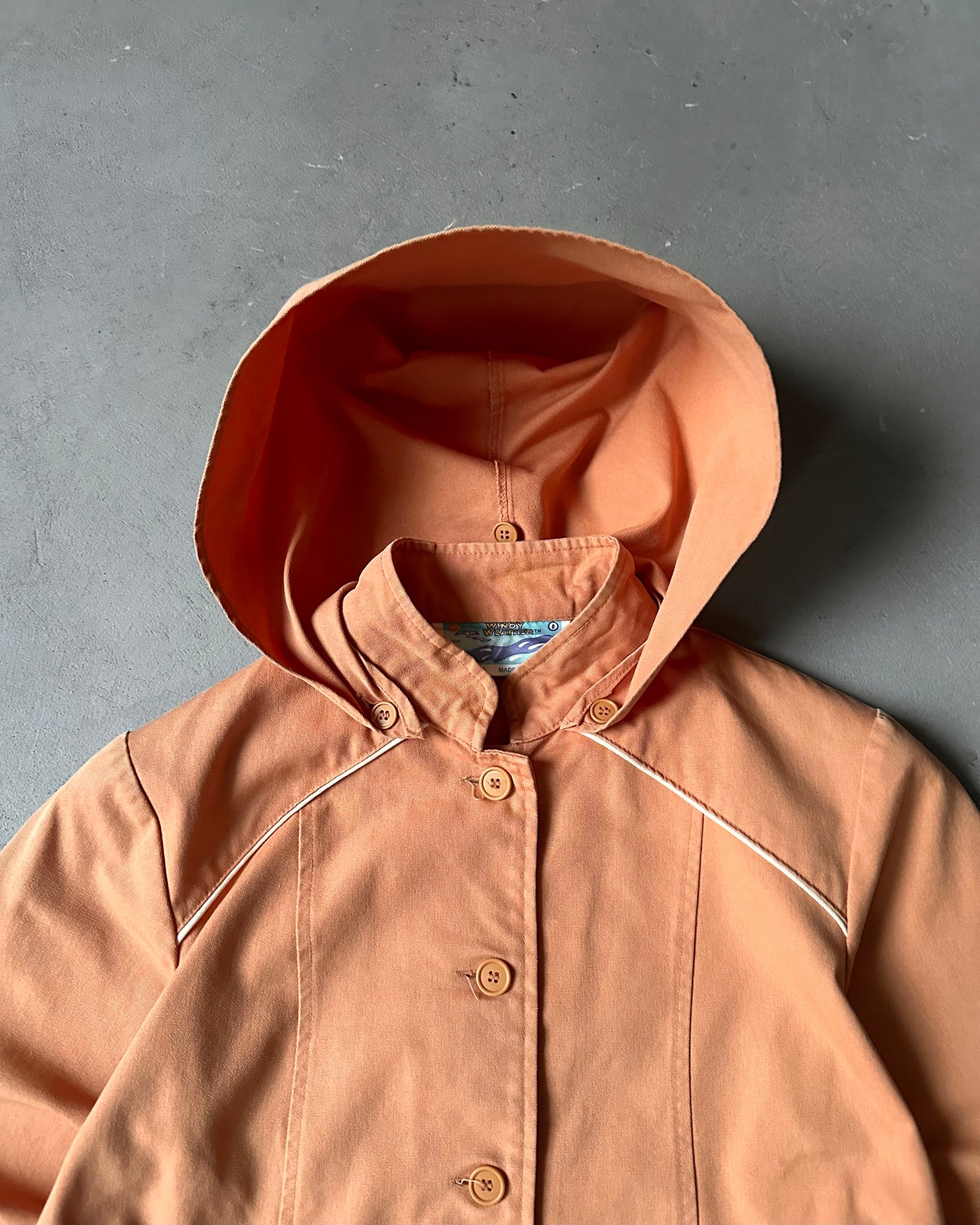 Années 1970 - Veste ceinturée couleur pêche pour femme - (F)S