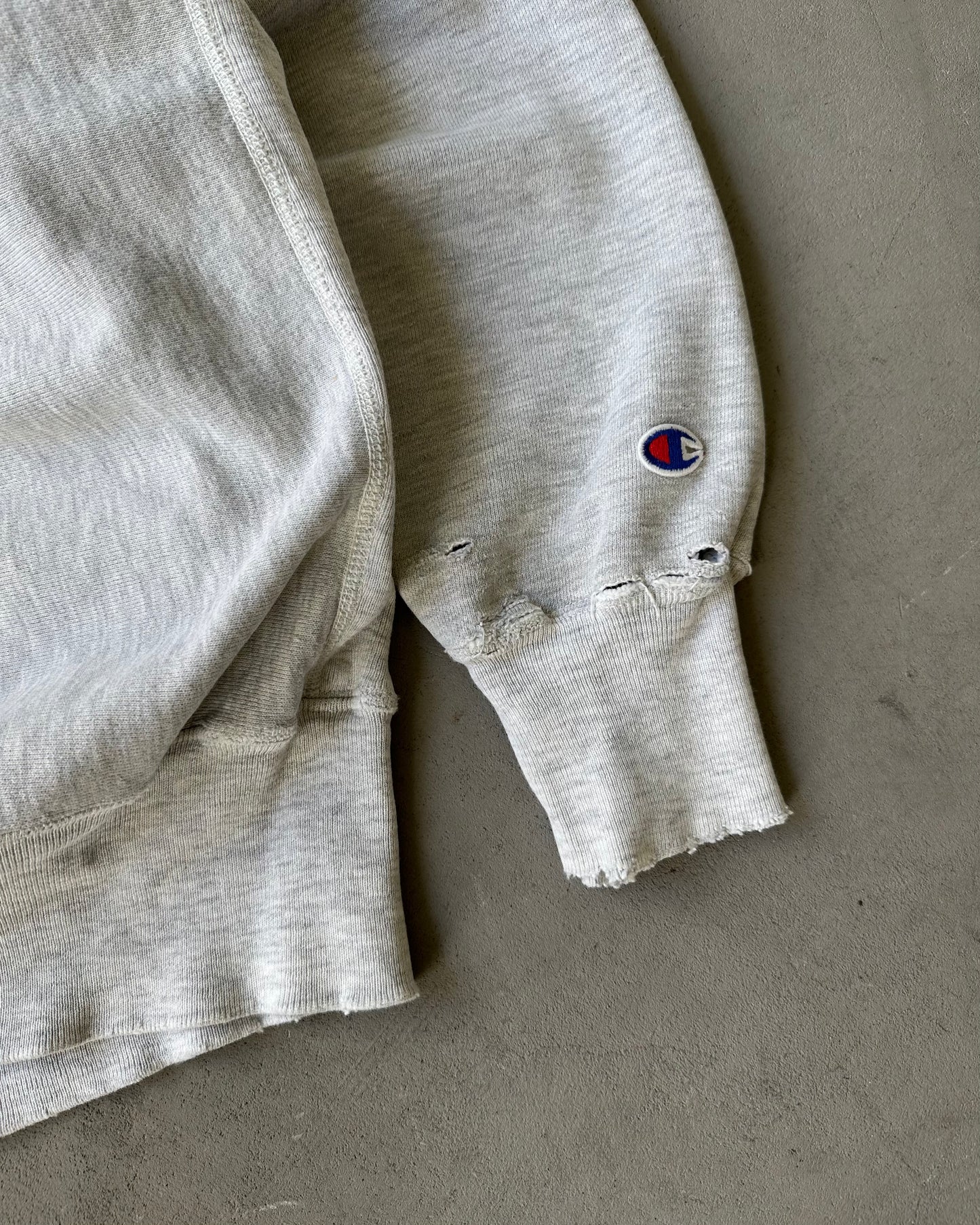 1990s - Distressed Ash Grey Clarkson Champion RW Crewneck - M